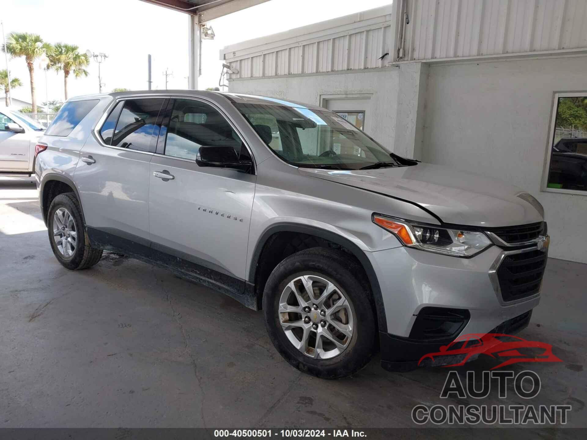 CHEVROLET TRAVERSE 2019 - 1GNERFKW5KJ182816