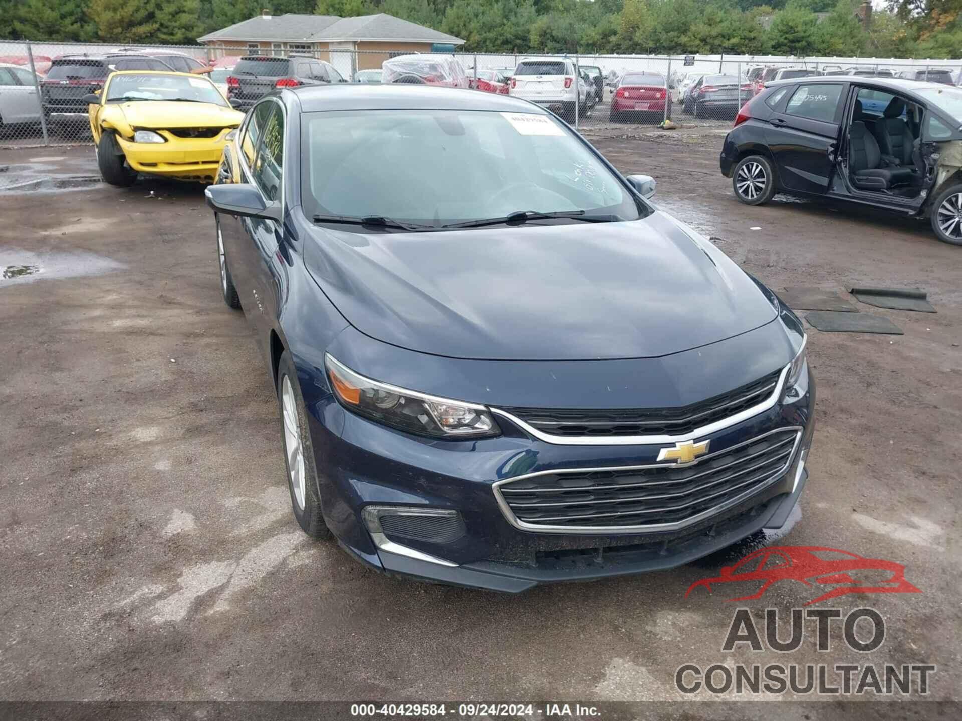 CHEVROLET MALIBU 2017 - 1G1ZE5ST9HF102220