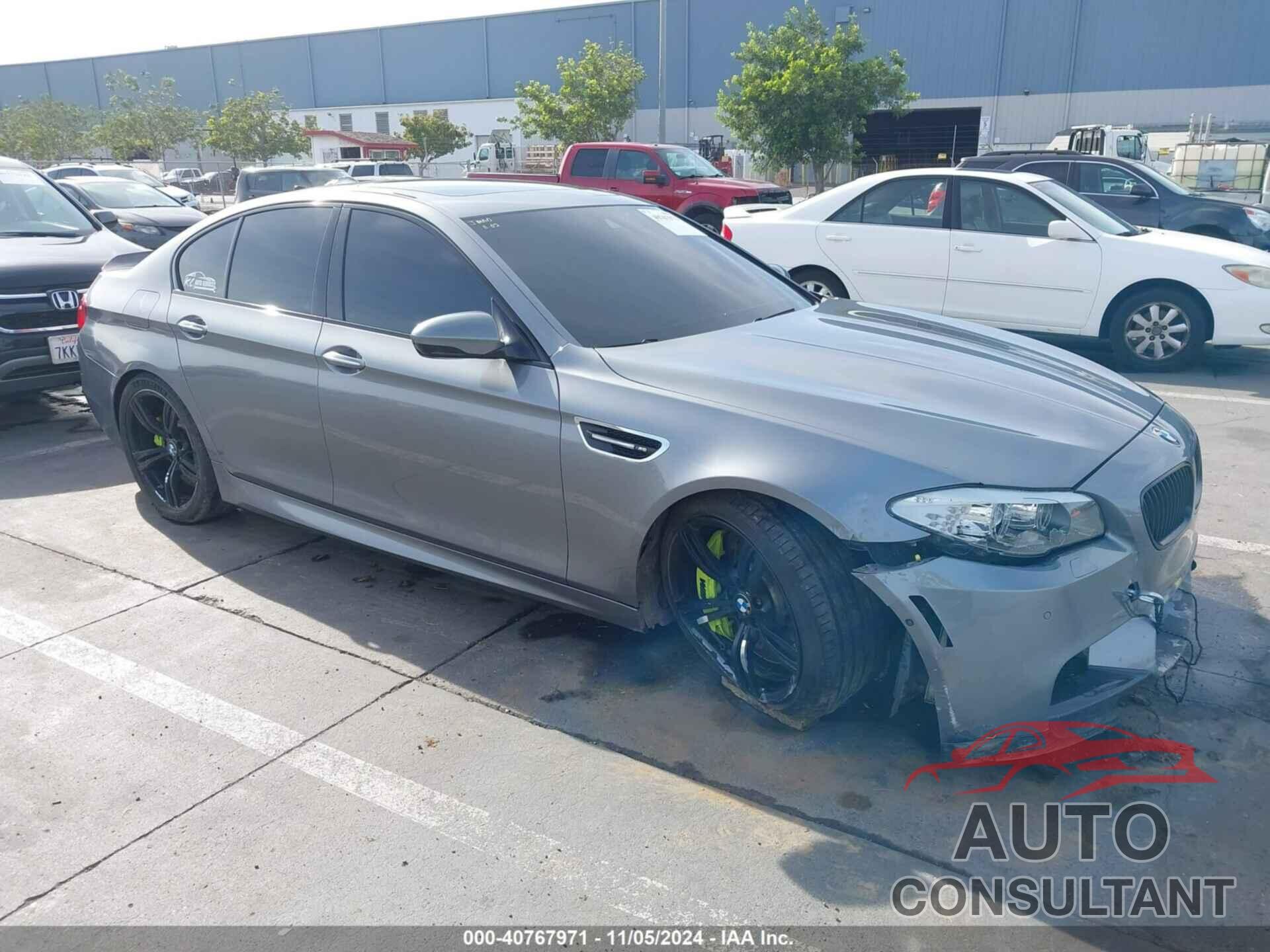 BMW M5 2013 - WBSFV9C51DD095733