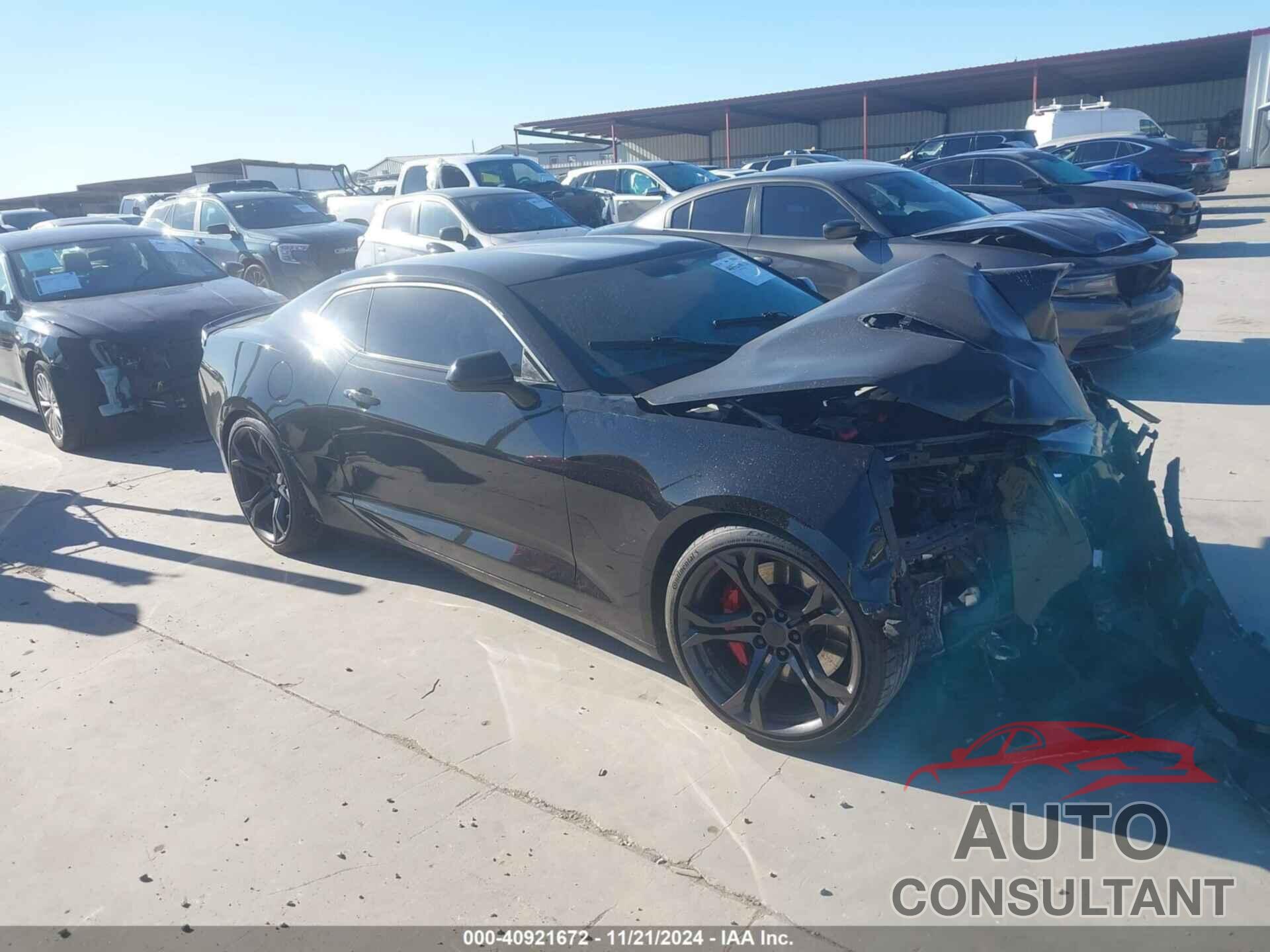 CHEVROLET CAMARO 2018 - 1G1FE1R71J0177037