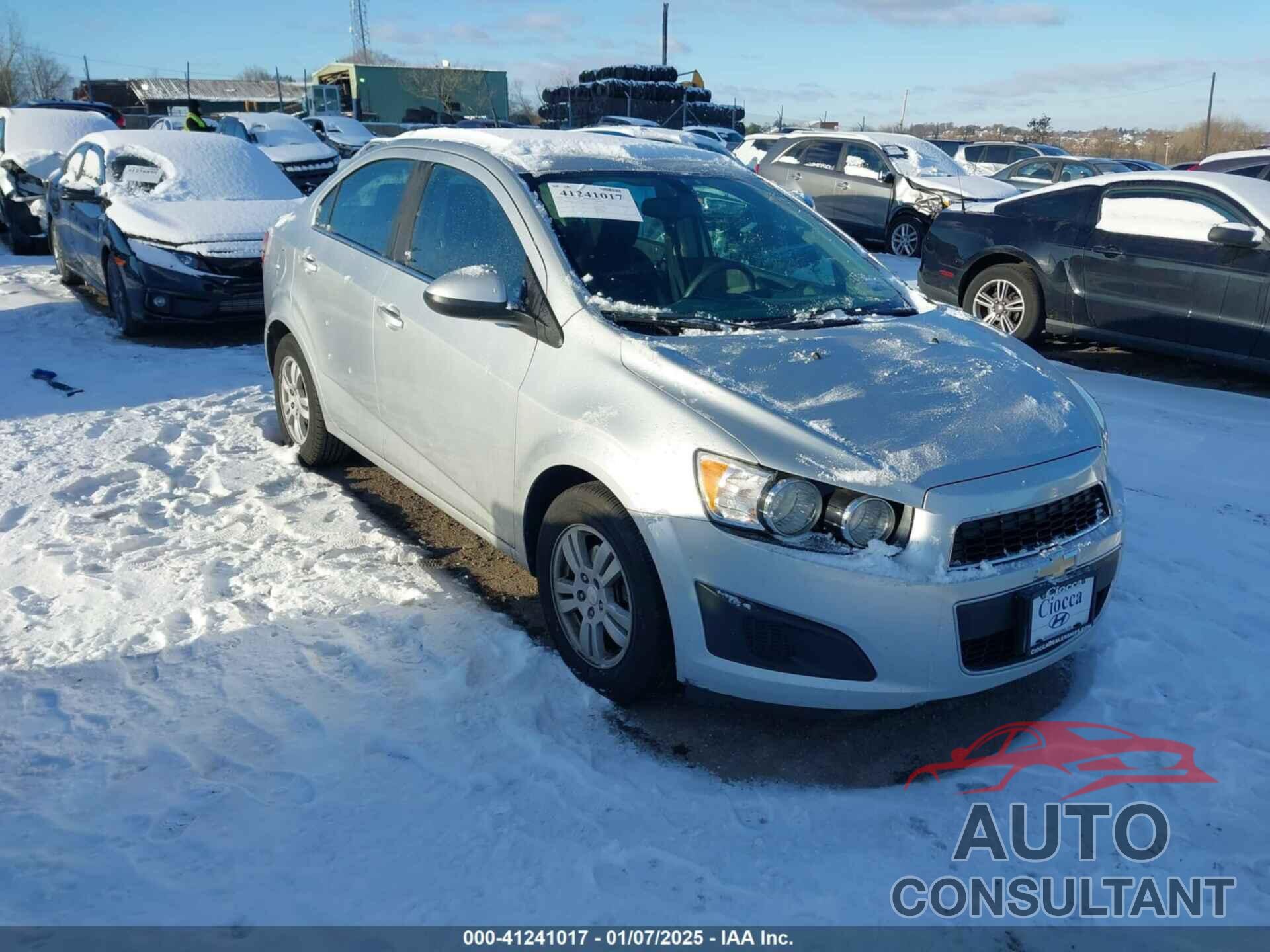 CHEVROLET SONIC 2014 - 1G1JC5SH5E4236065