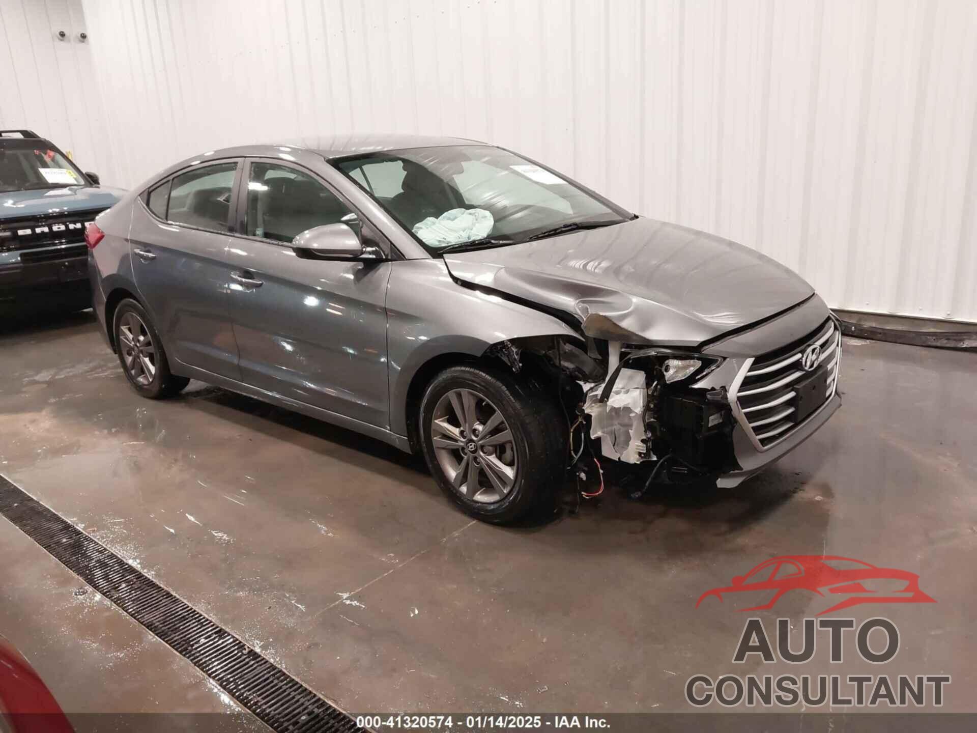 HYUNDAI ELANTRA 2018 - 5NPD84LF9JH390344