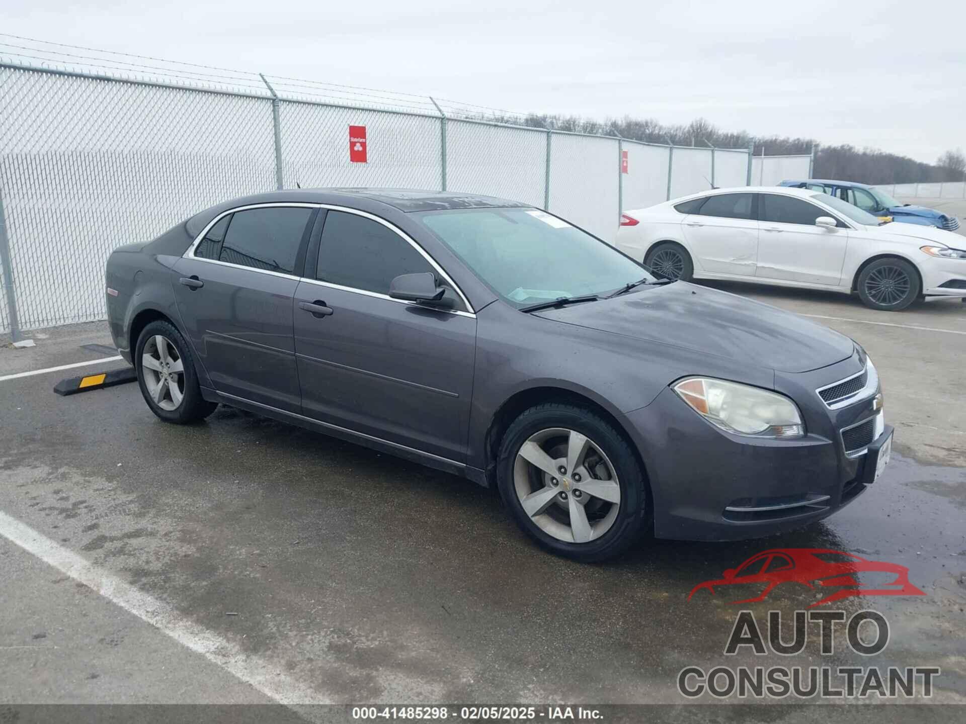 CHEVROLET MALIBU 2010 - 1G1ZD5E07A4138669