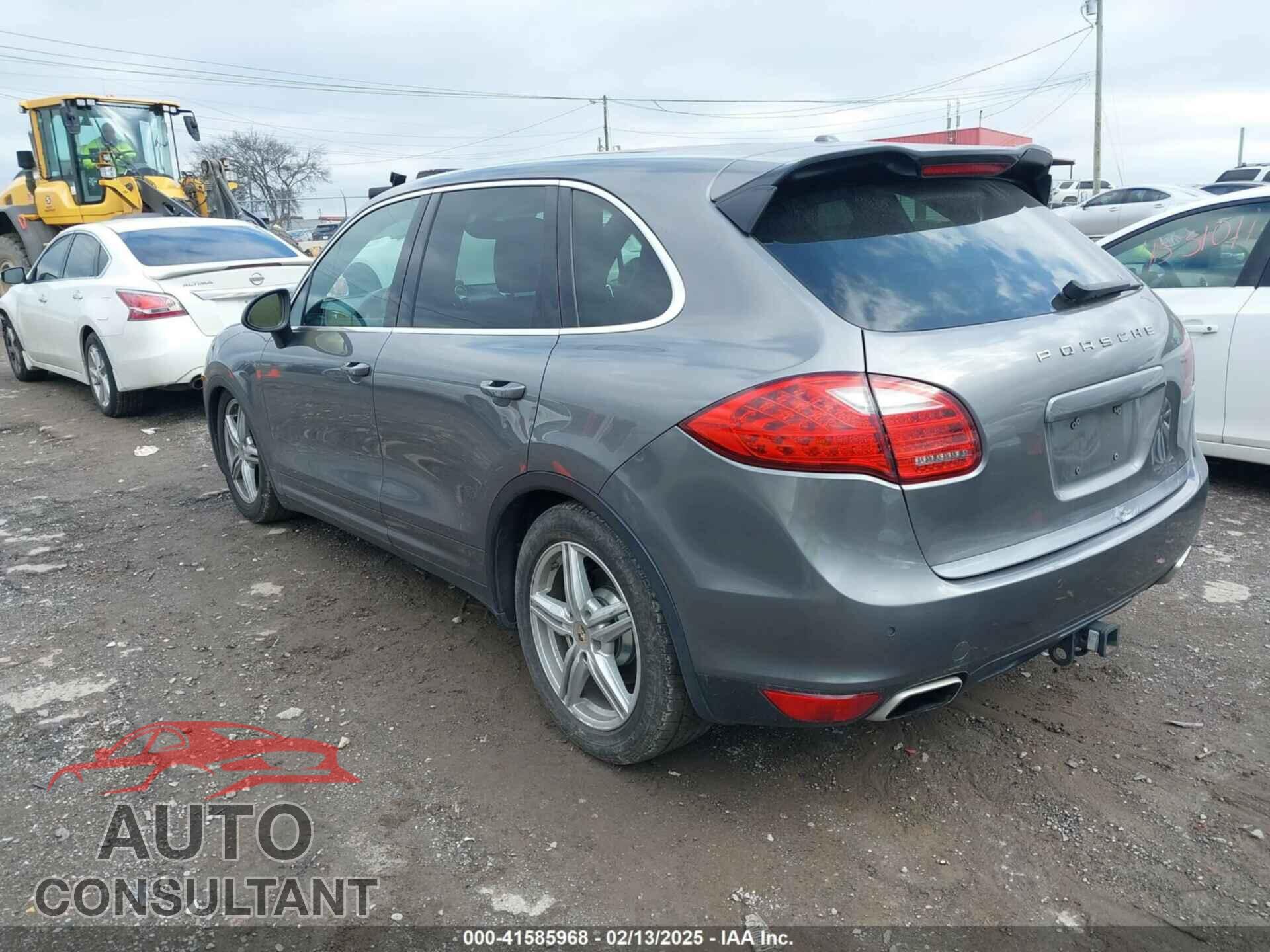 PORSCHE CAYENNE 2012 - WP1AB2A2XCLA44387