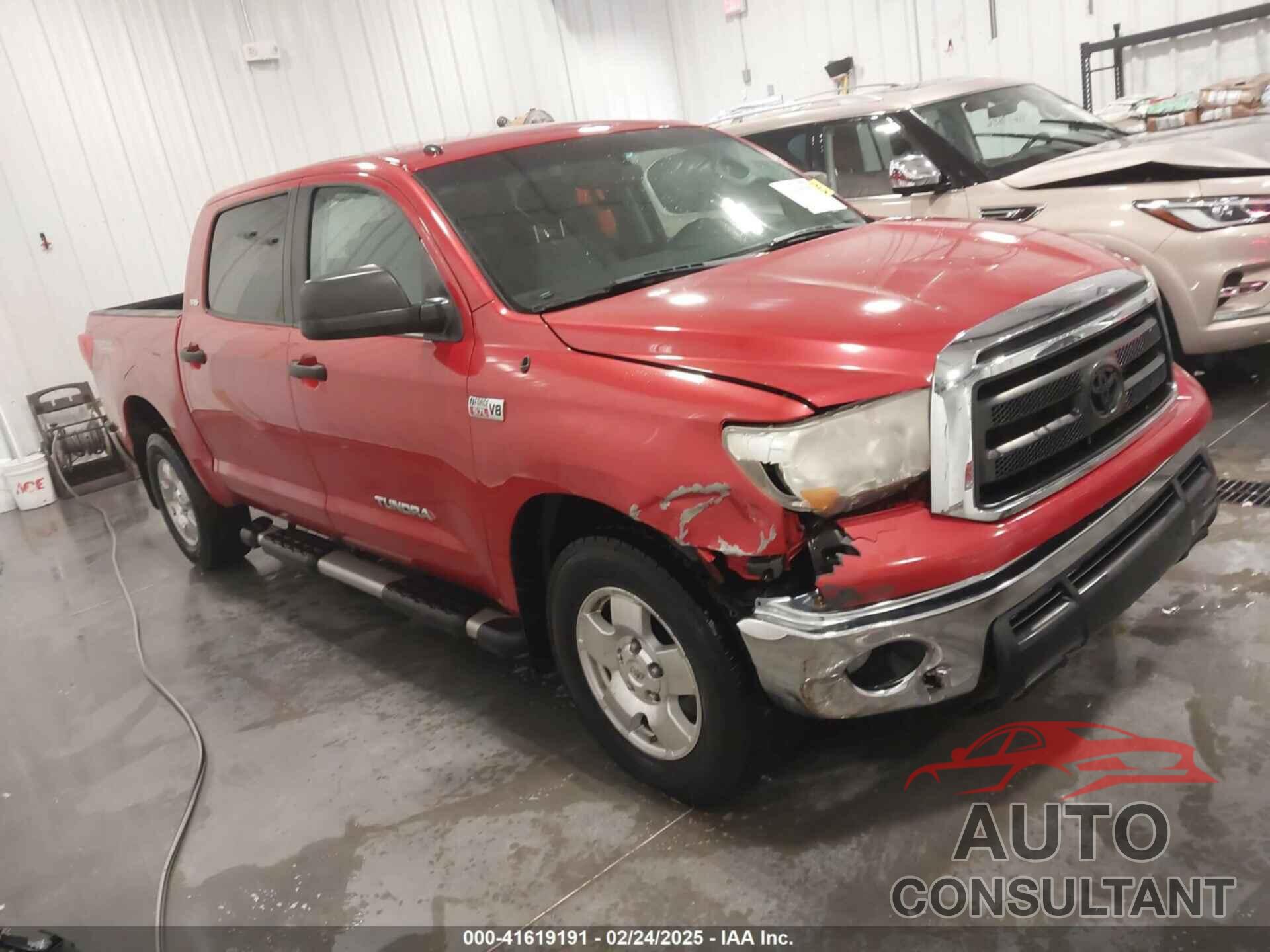 TOYOTA TUNDRA 2011 - 5TFDW5F12BX178046