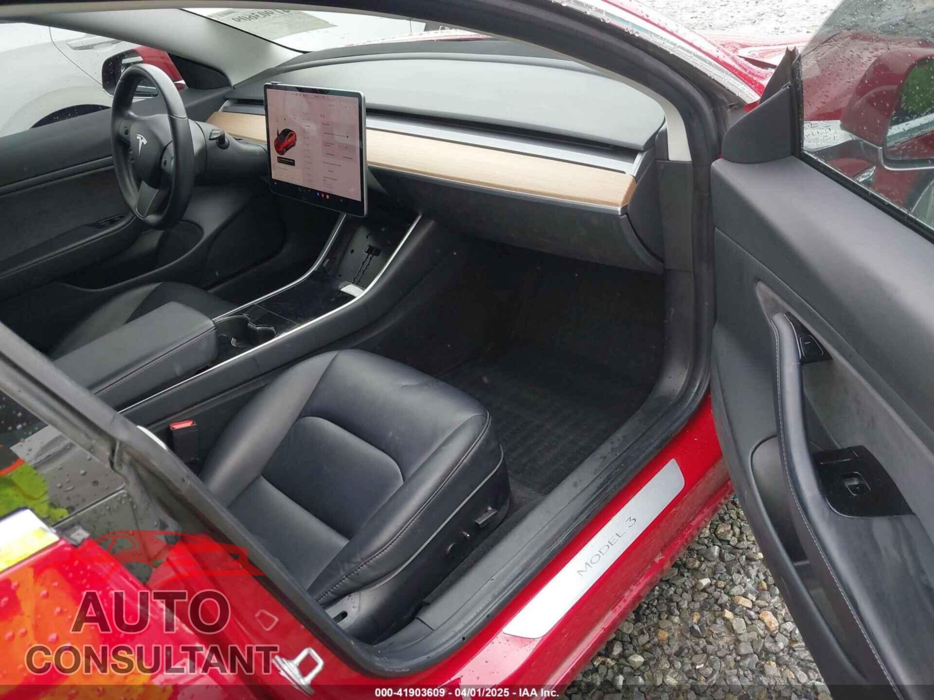 TESLA MODEL 3 2018 - 5YJ3E1EB2JF087823