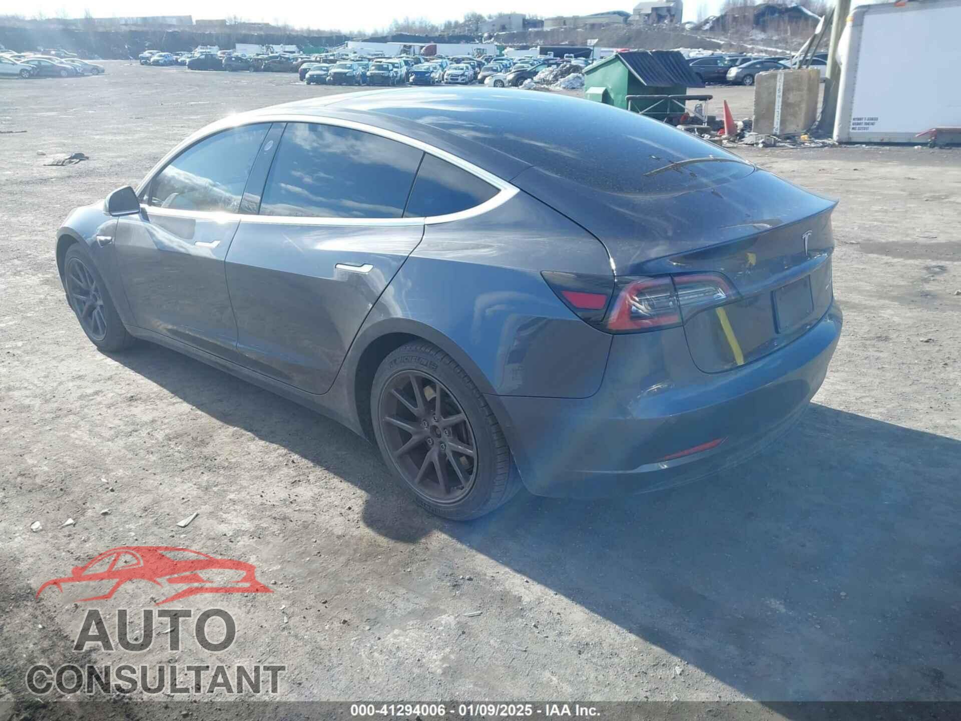 TESLA MODEL 3 2019 - 5YJ3E1EB2KF386018