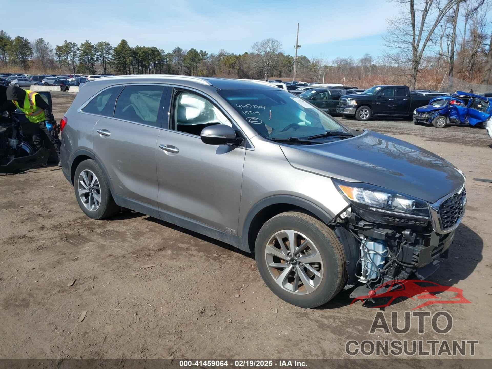 KIA SORENTO 2019 - 5XYPHDA53KG473218