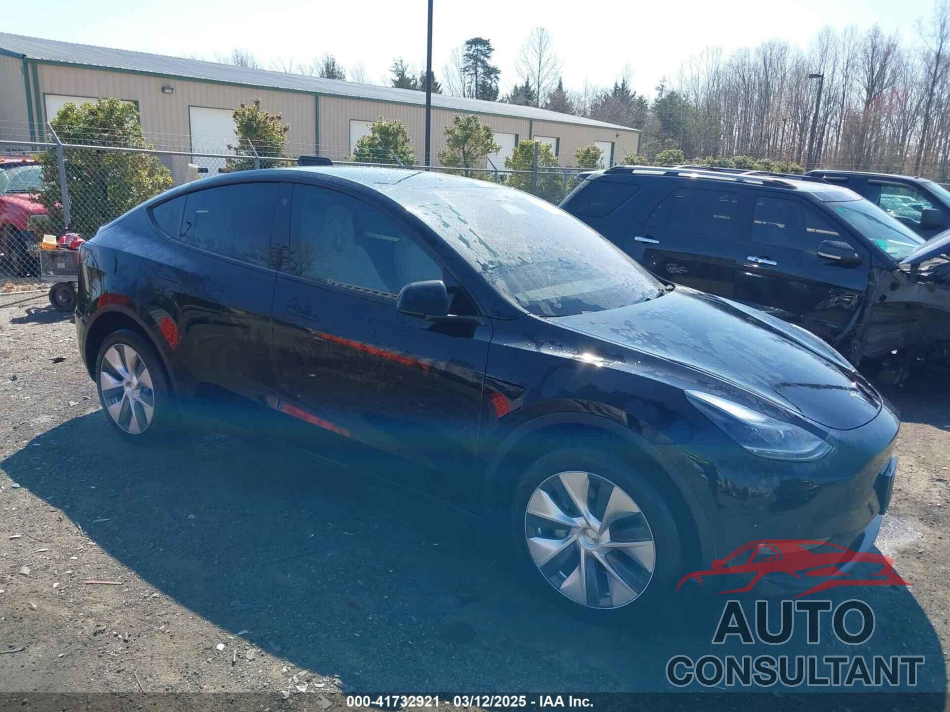 TESLA MODEL Y 2023 - 7SAYGDEE8PF638859