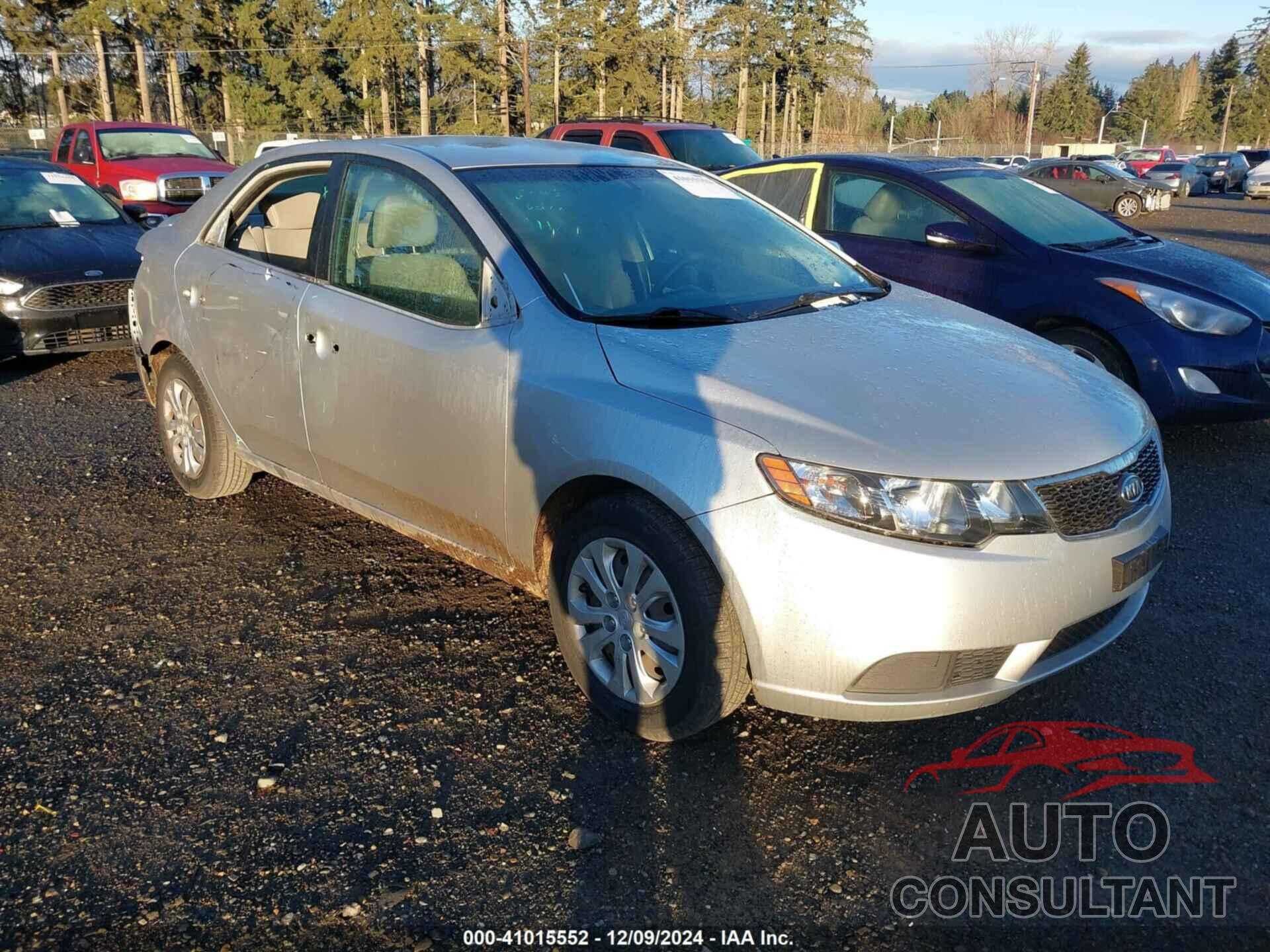 KIA FORTE 2011 - KNAFU4A2XB5423385