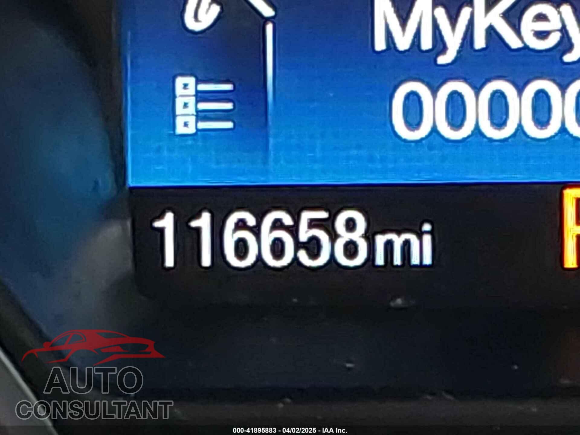 FORD FOCUS 2018 - 1FADP3E23JL212714