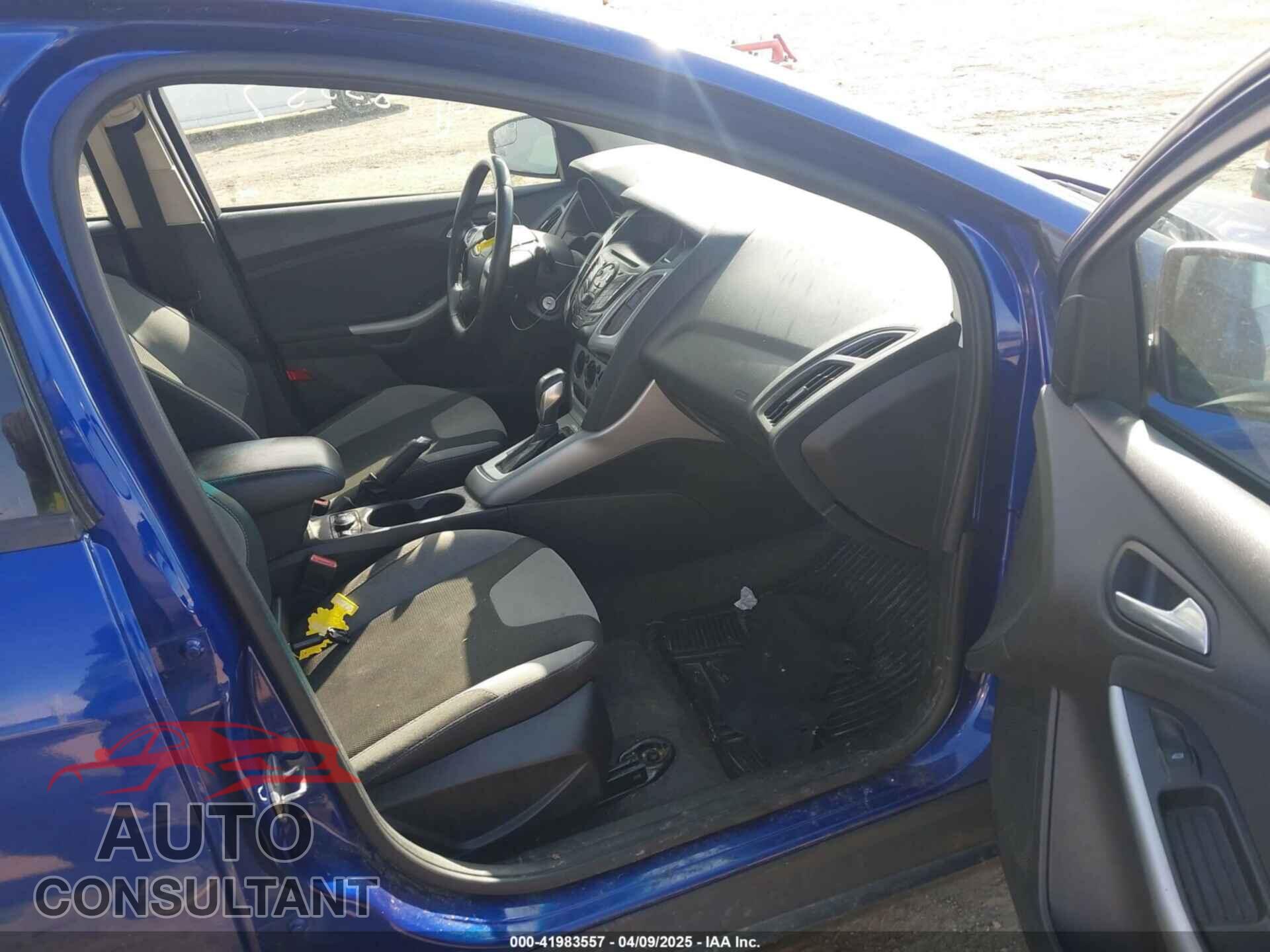 FORD FOCUS 2012 - 1FAHP3F25CL242798