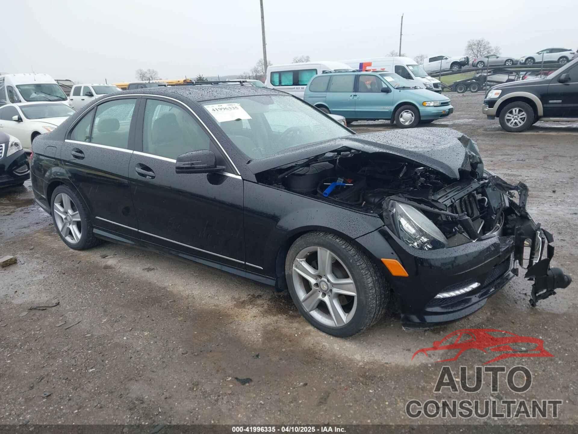 MERCEDES-BENZ C 300 2011 - WDDGF8BBXBR160983
