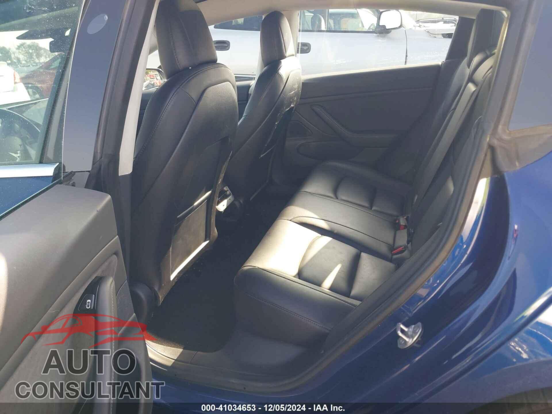 TESLA MODEL 3 2018 - 5YJ3E1EA6JF038115