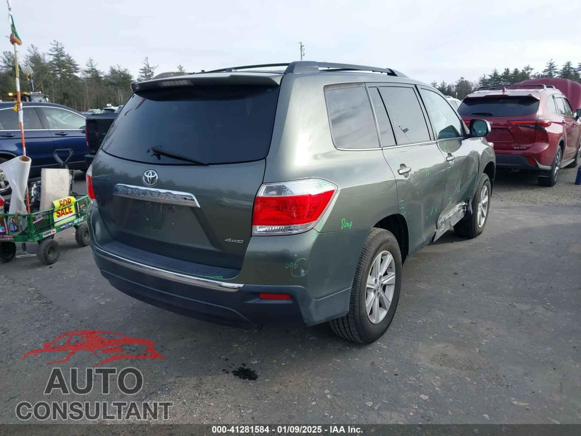 TOYOTA HIGHLANDER 2011 - 5TDBK3EH0BS065899