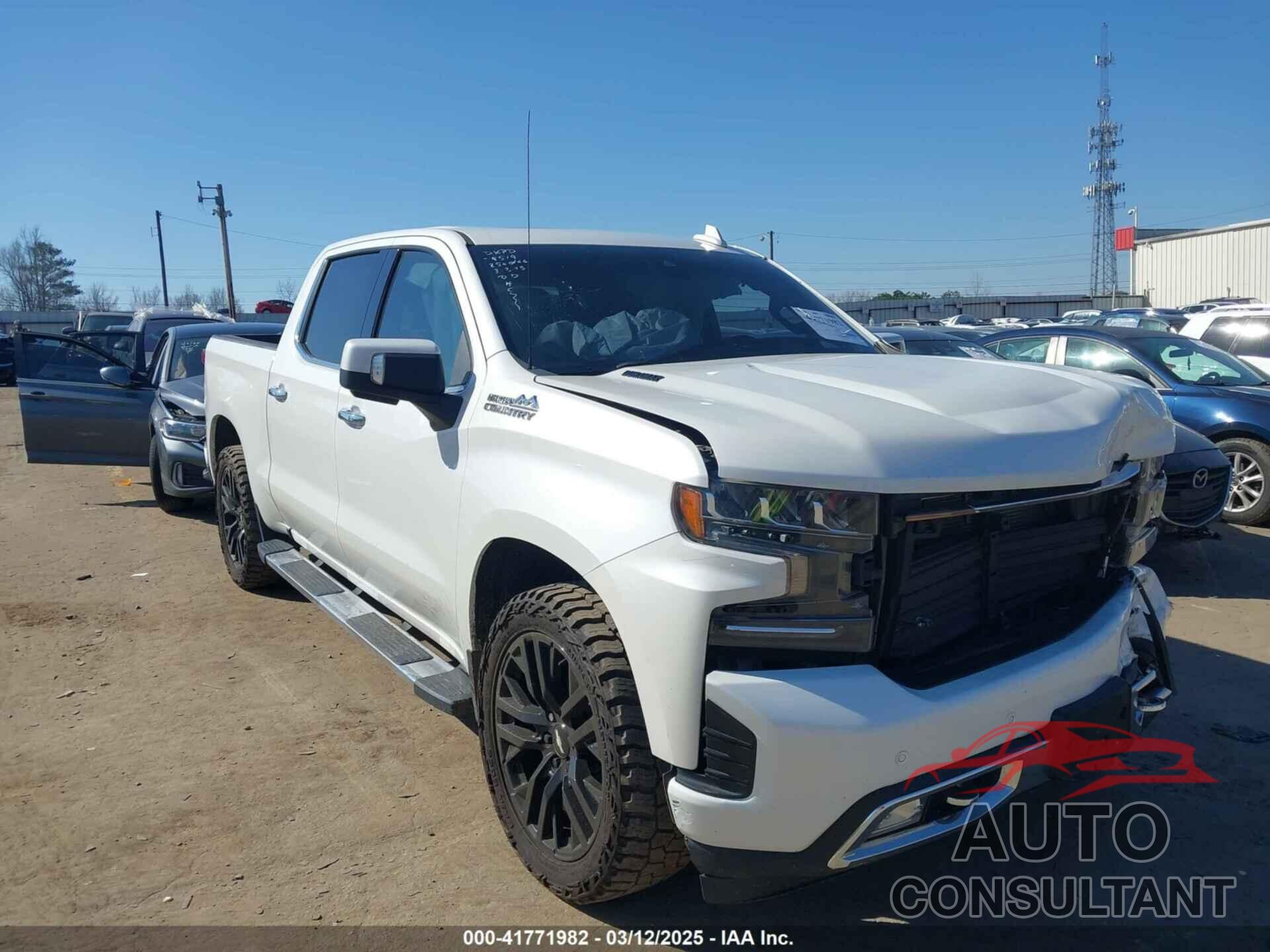 CHEVROLET SILVERADO 1500 2020 - 1GCUYHET5LZ209519