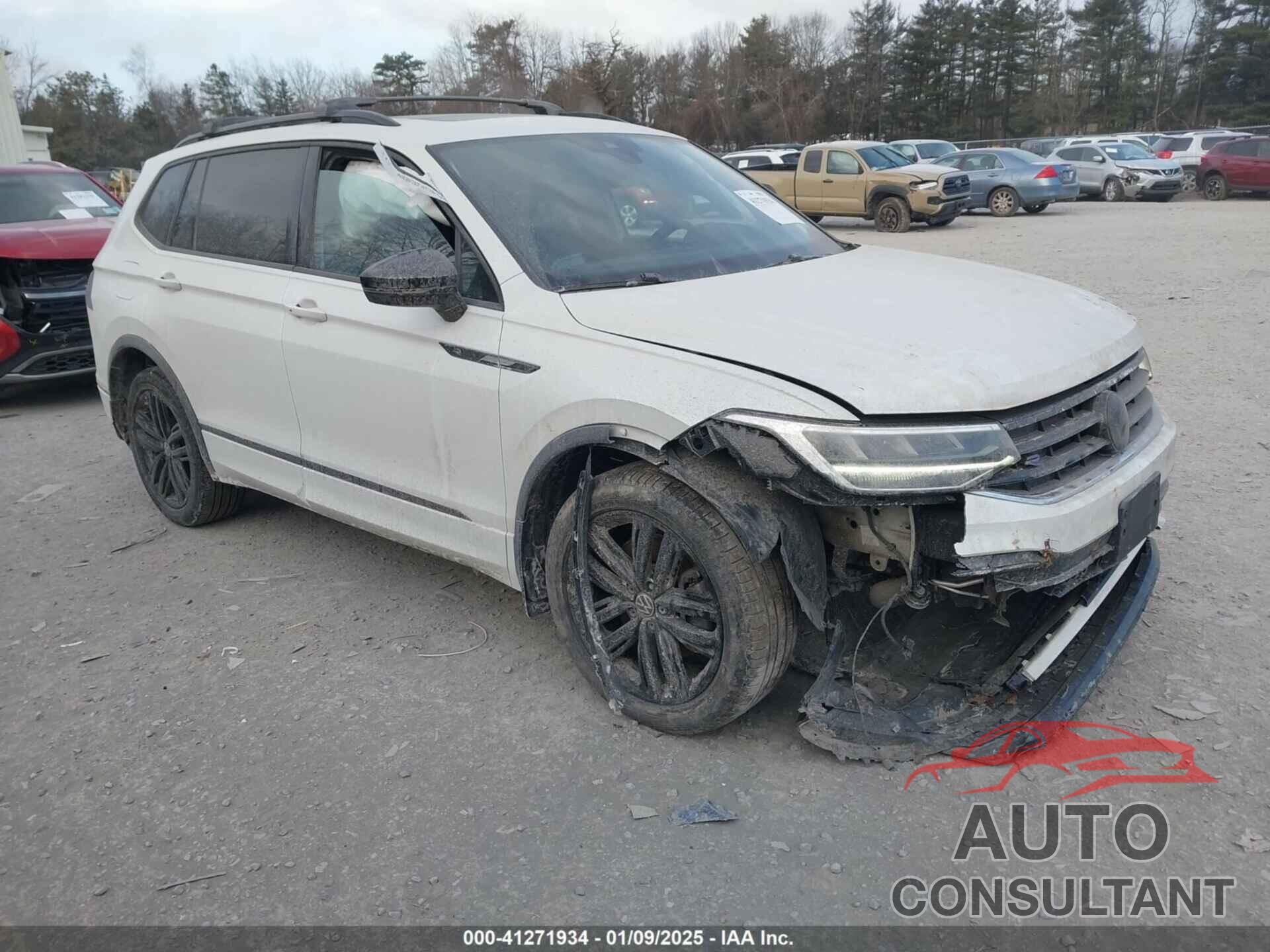 VOLKSWAGEN TIGUAN 2022 - 3VV8B7AX2NM089612