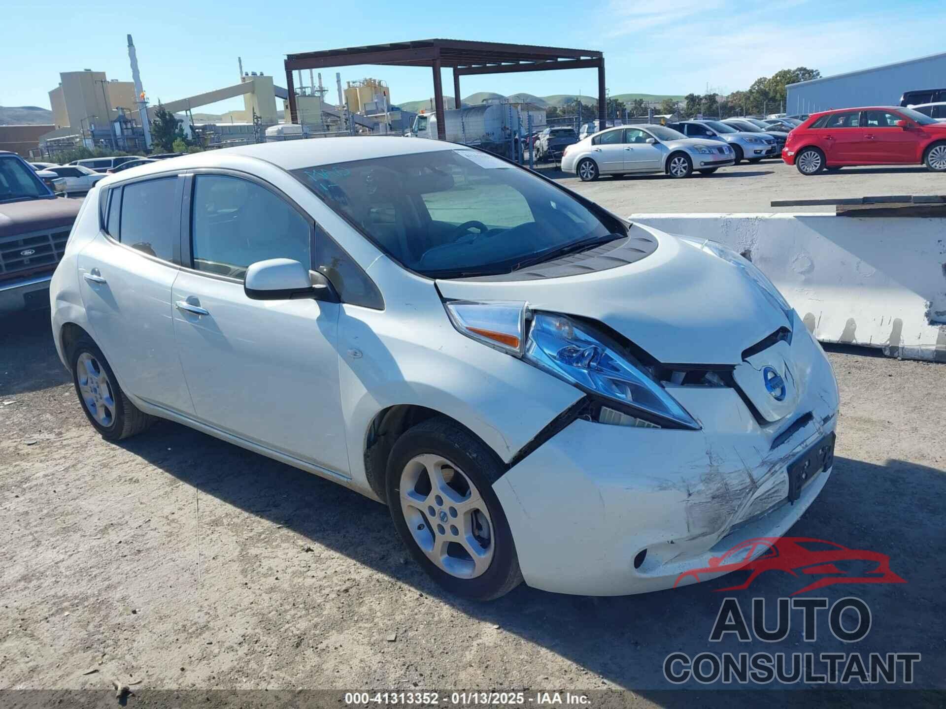 NISSAN LEAF 2011 - JN1AZ0CP1BT005666