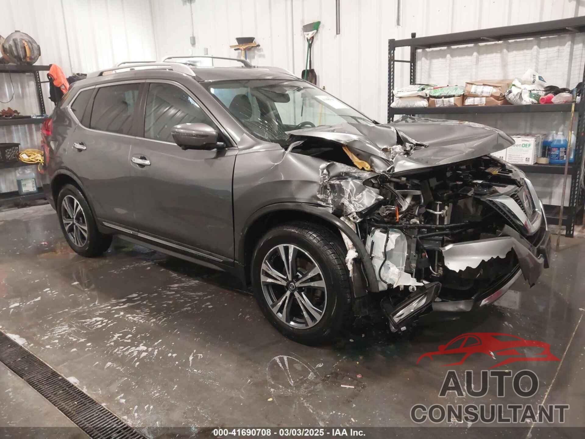 NISSAN ROGUE 2017 - JN8AT2MV6HW284437