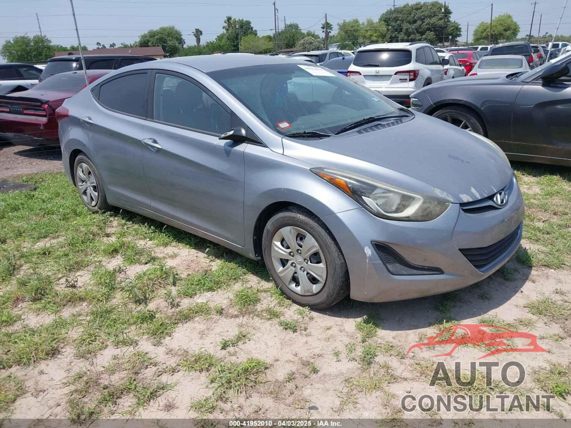 HYUNDAI ELANTRA 2016 - 5NPDH4AE9GH758184