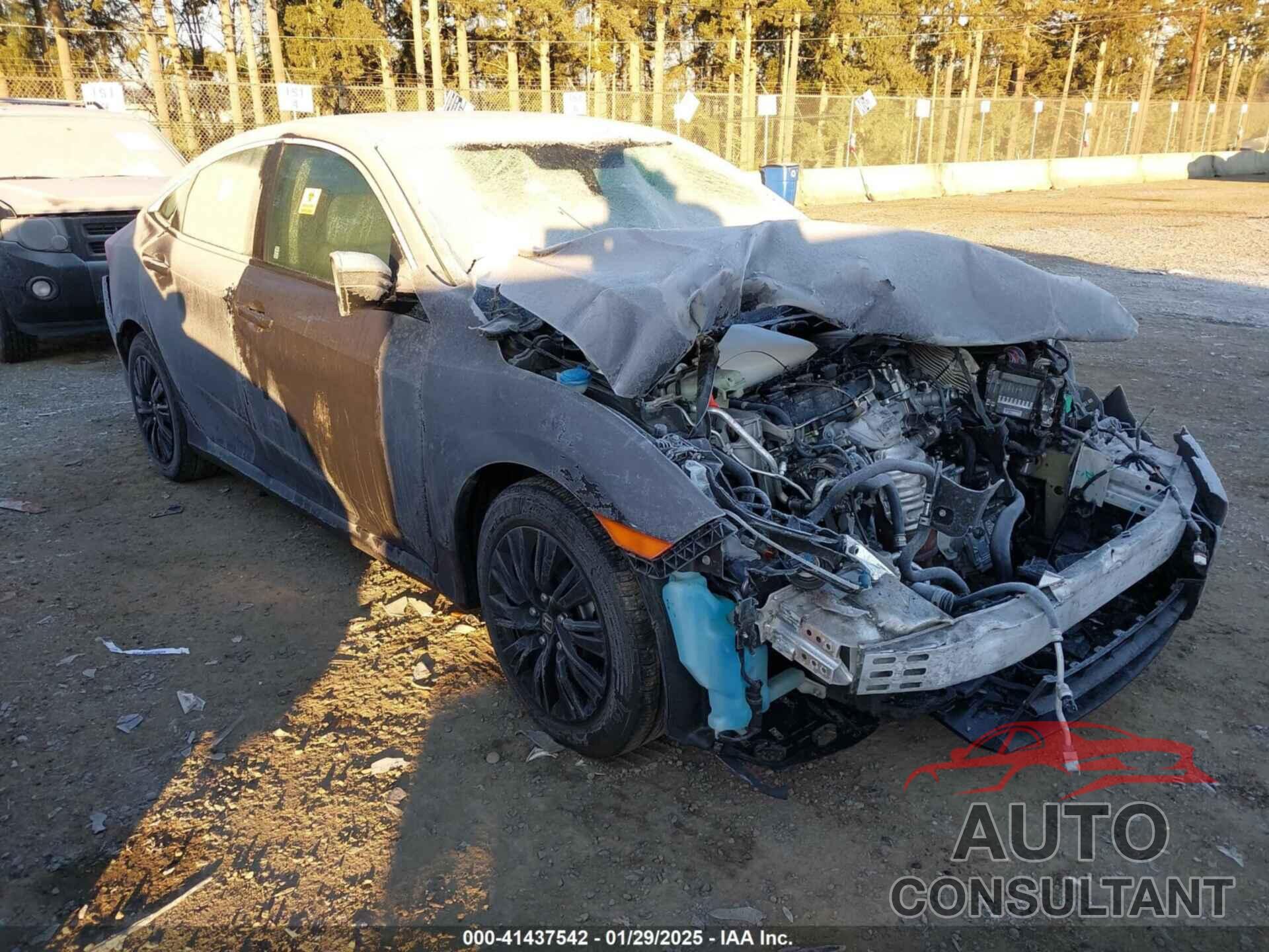 HONDA CIVIC 2018 - 2HGFC2F50JH586858
