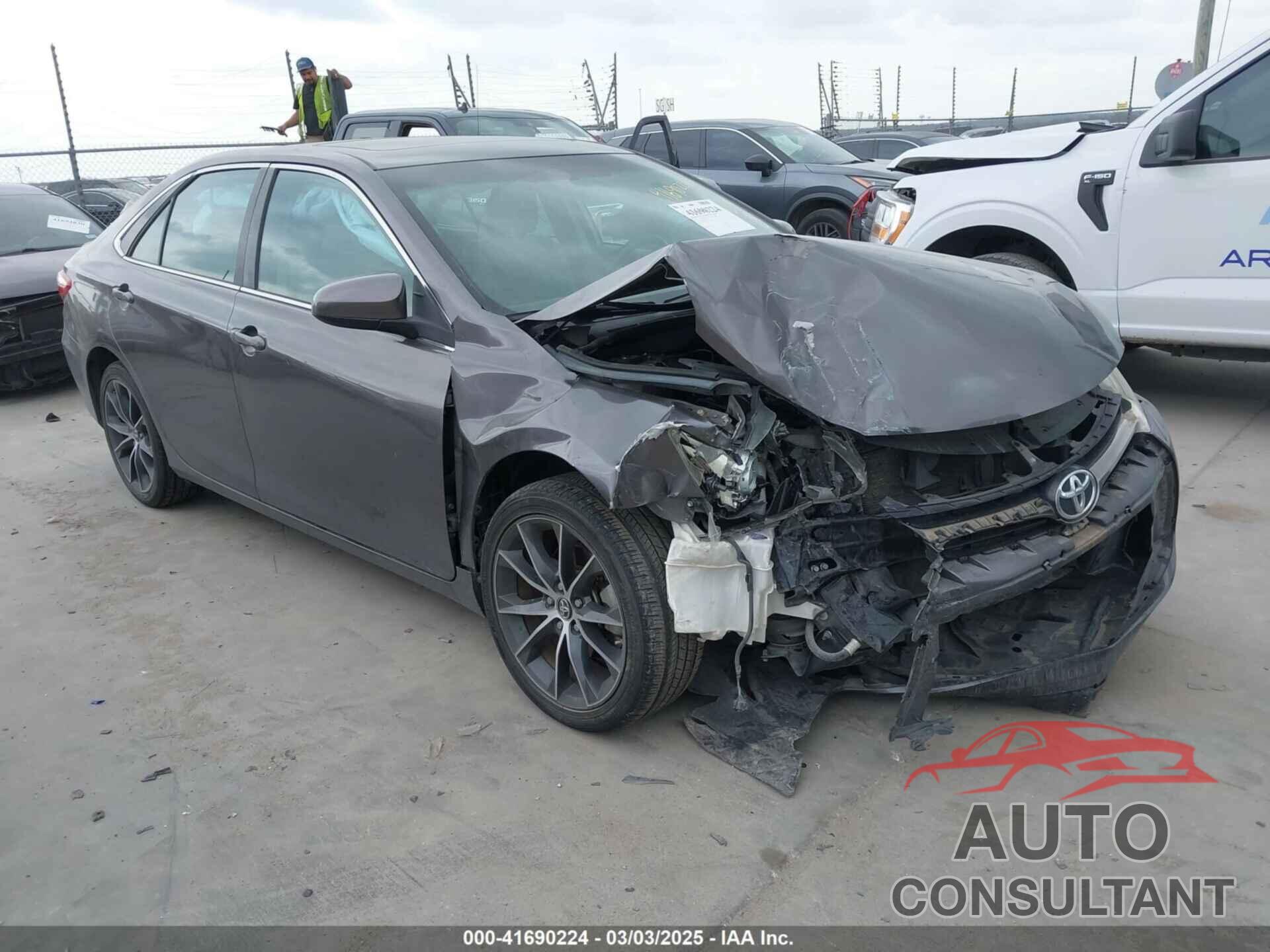 TOYOTA CAMRY 2015 - 4T1BF1FK3FU054394