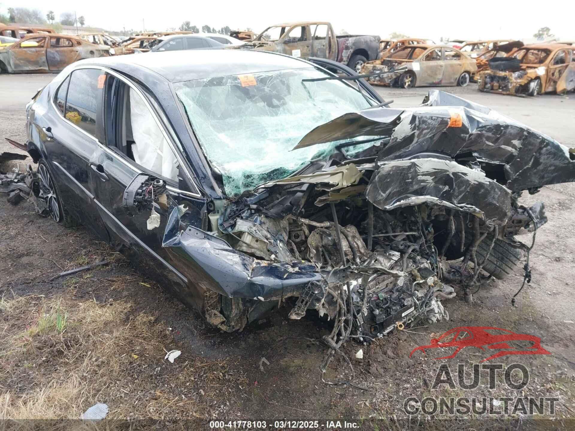 TOYOTA CAMRY 2020 - 4T1M11AK8LU937109
