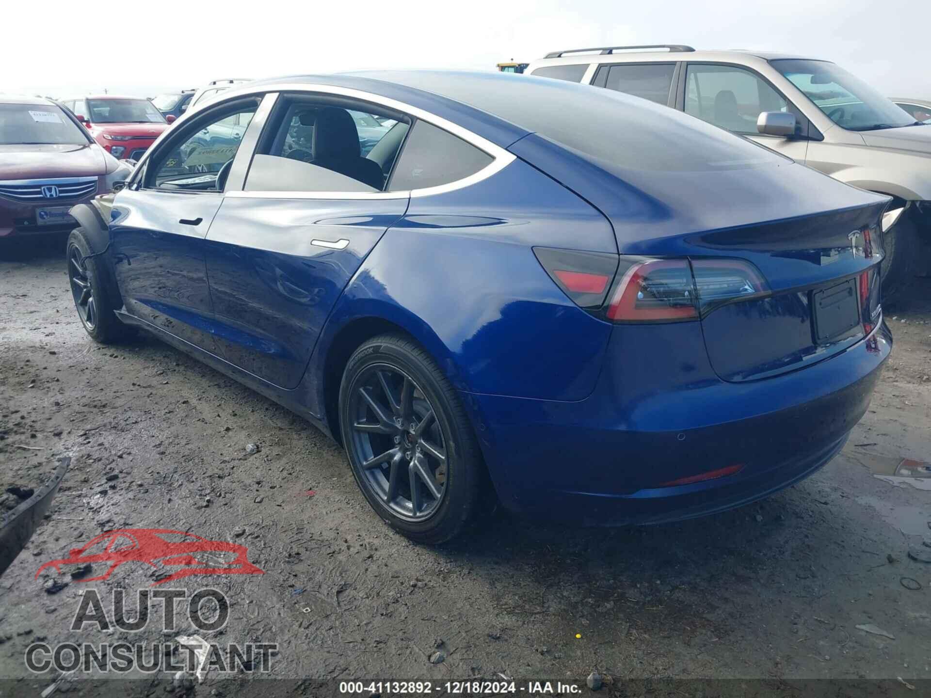 TESLA MODEL 3 2019 - 5YJ3E1EA2KF411846