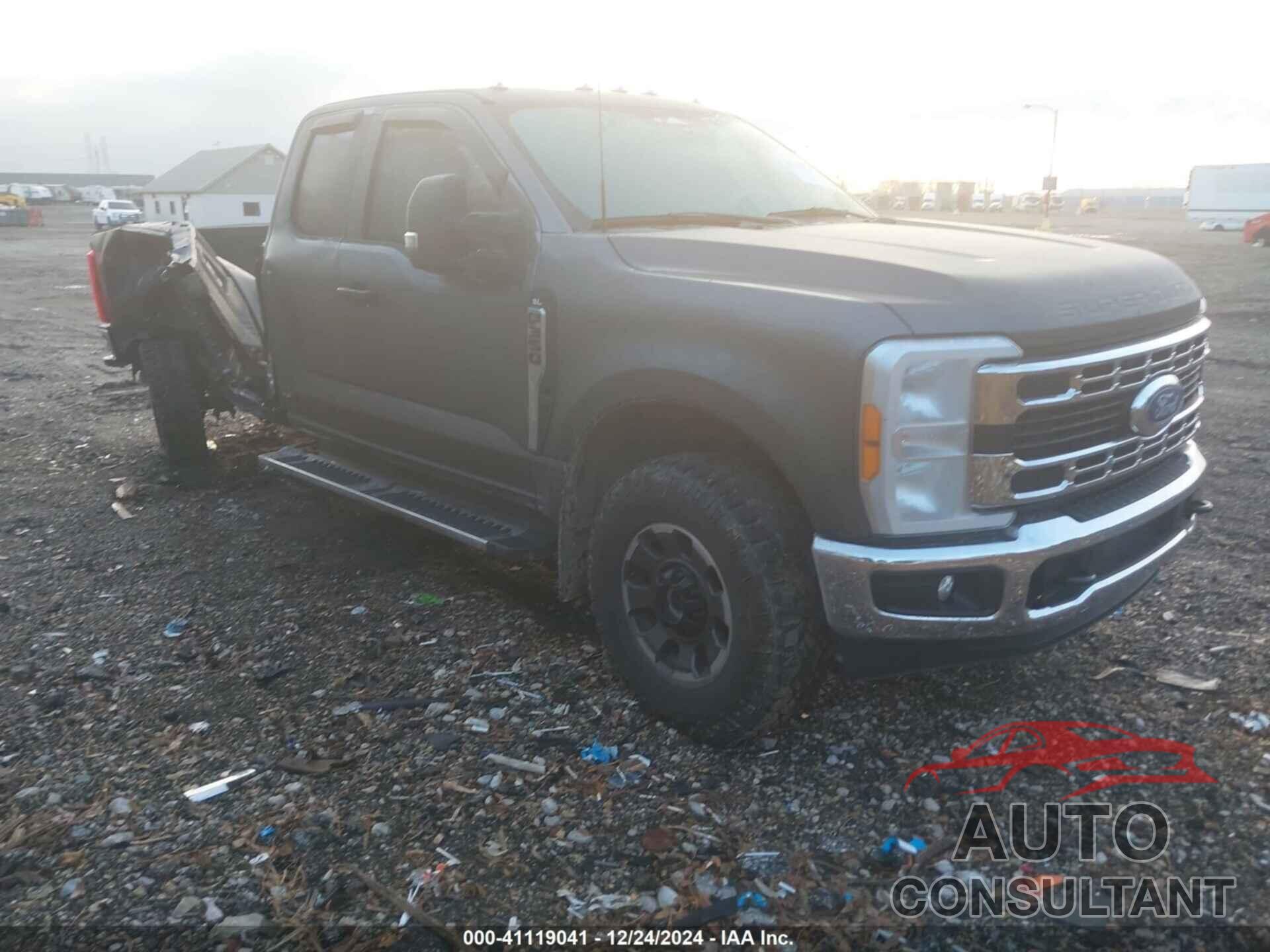 FORD F-350 2023 - 1FT8X3BA7PED56531