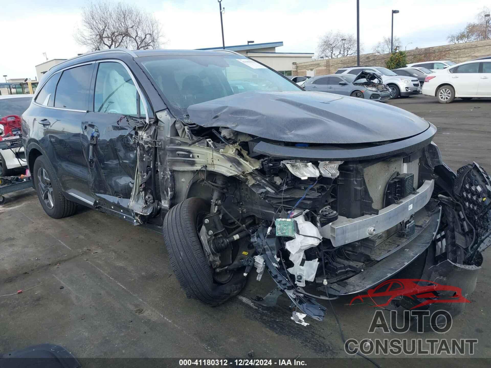 KIA SORENTO HYBRID 2024 - KNDRH4LG9R5260266