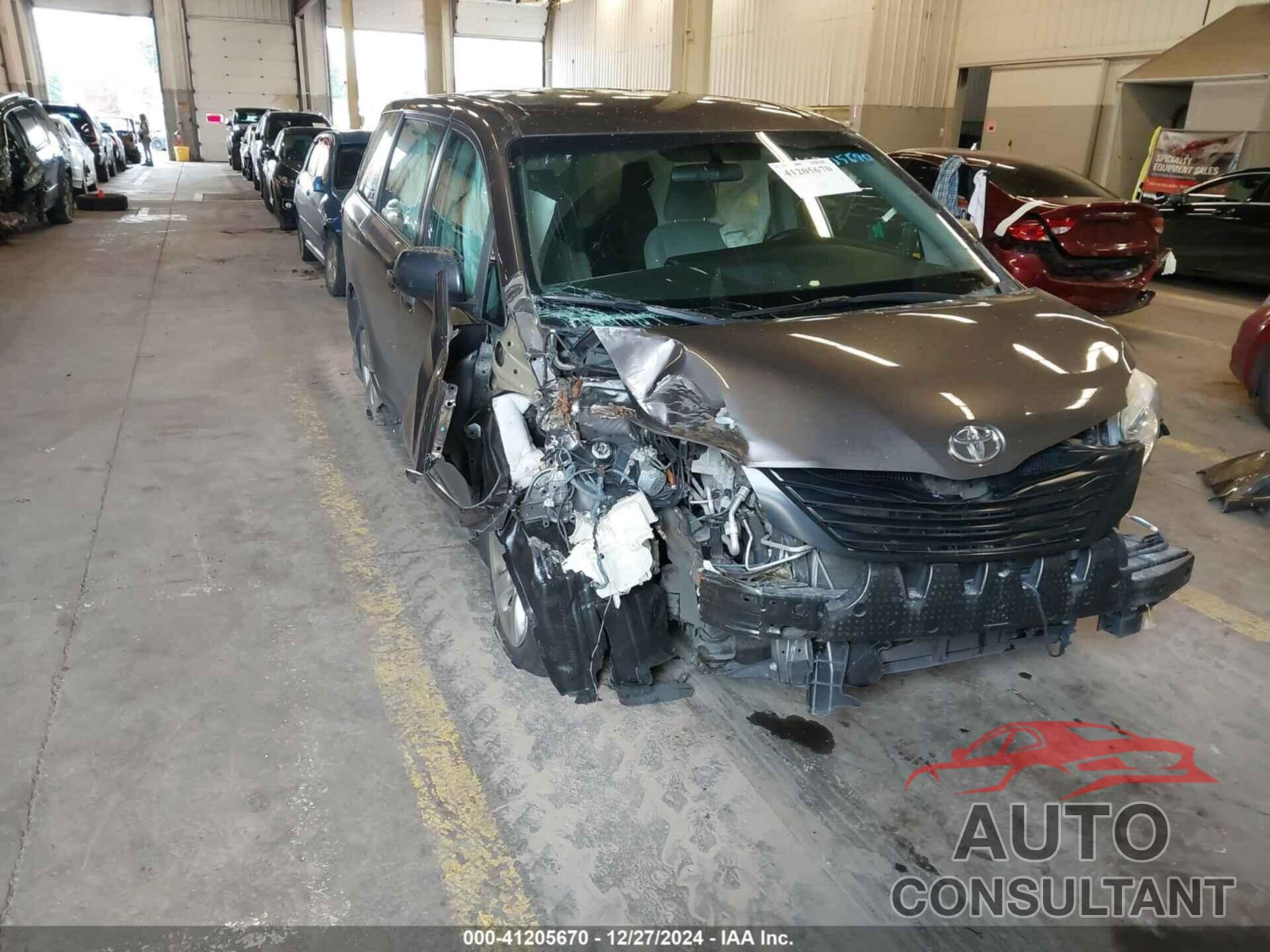 TOYOTA SIENNA 2015 - 5TDZK3DCXFS567507