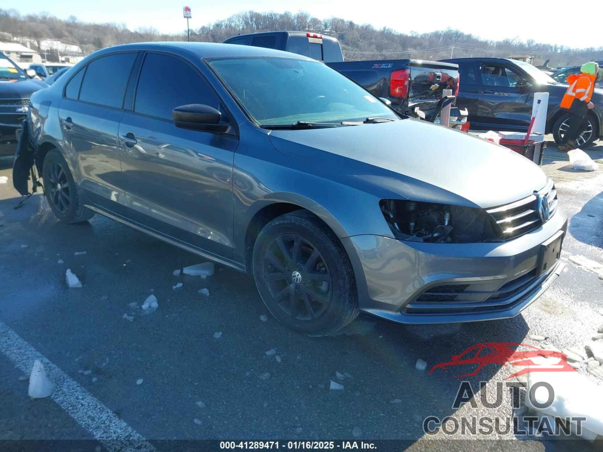 VOLKSWAGEN JETTA 2015 - 3VWD17AJ6FM321042