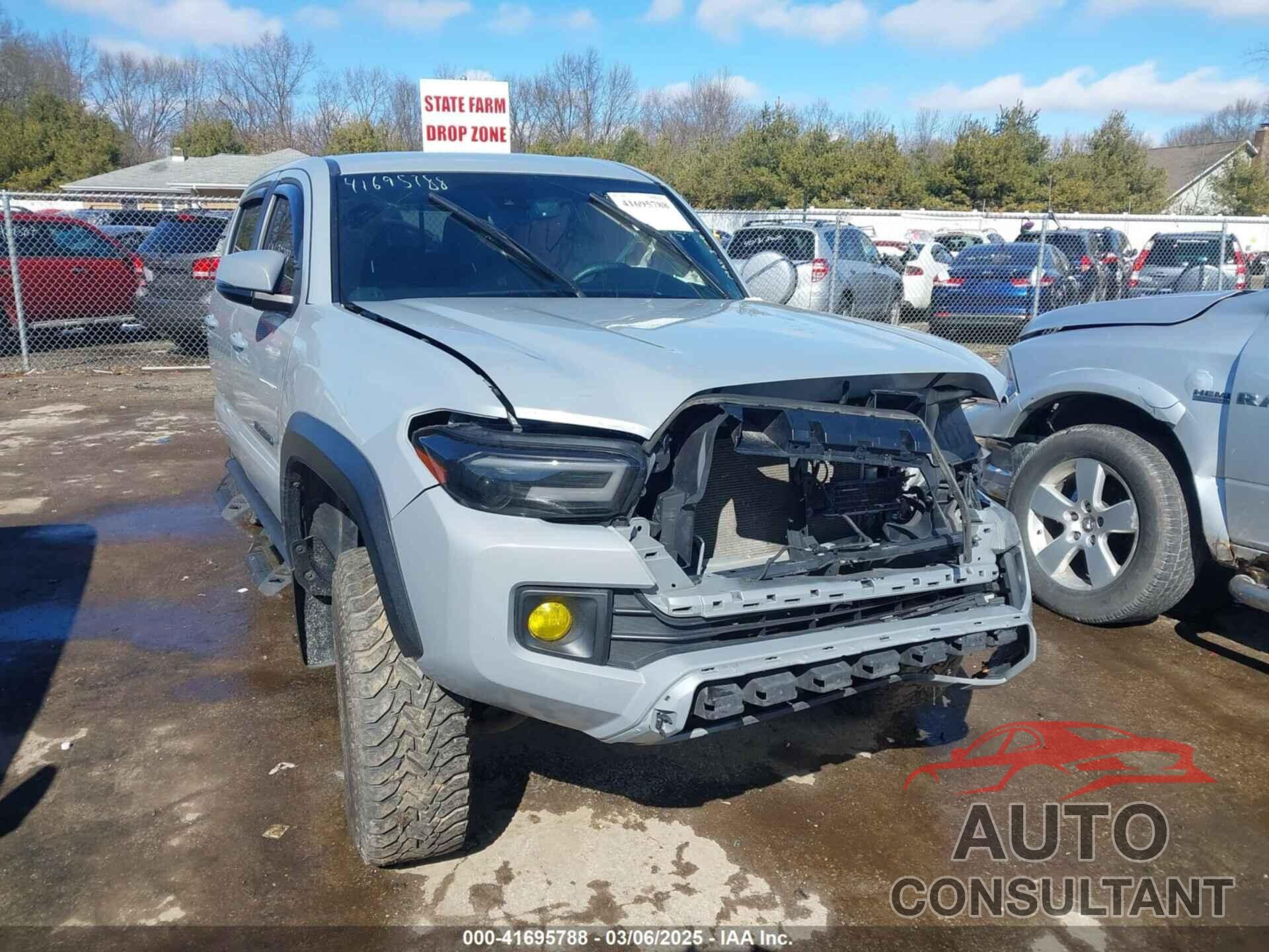 TOYOTA TACOMA 2018 - 3TMCZ5AN2JM162169