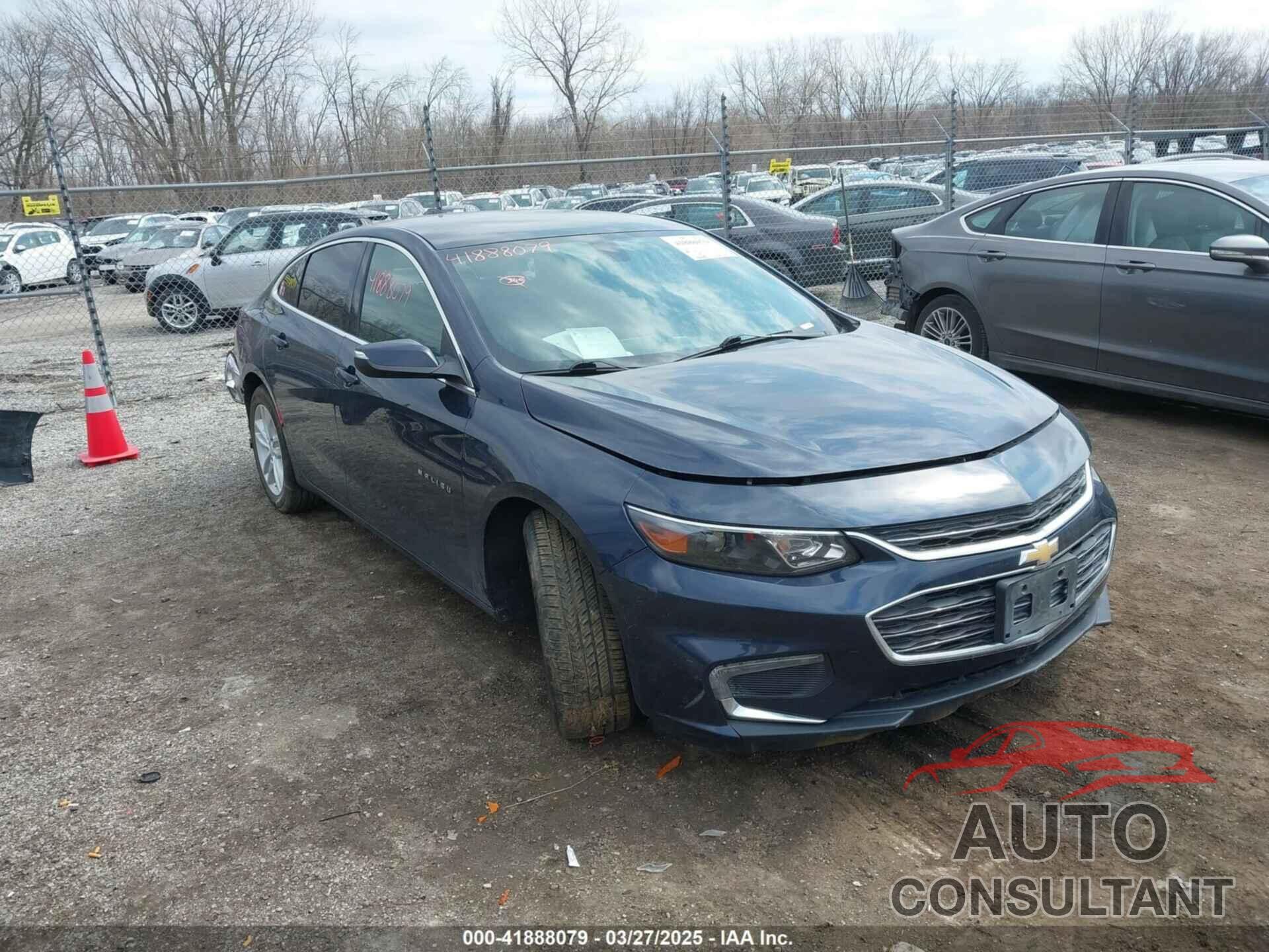 CHEVROLET MALIBU 2017 - 1G1ZE5ST2HF174182