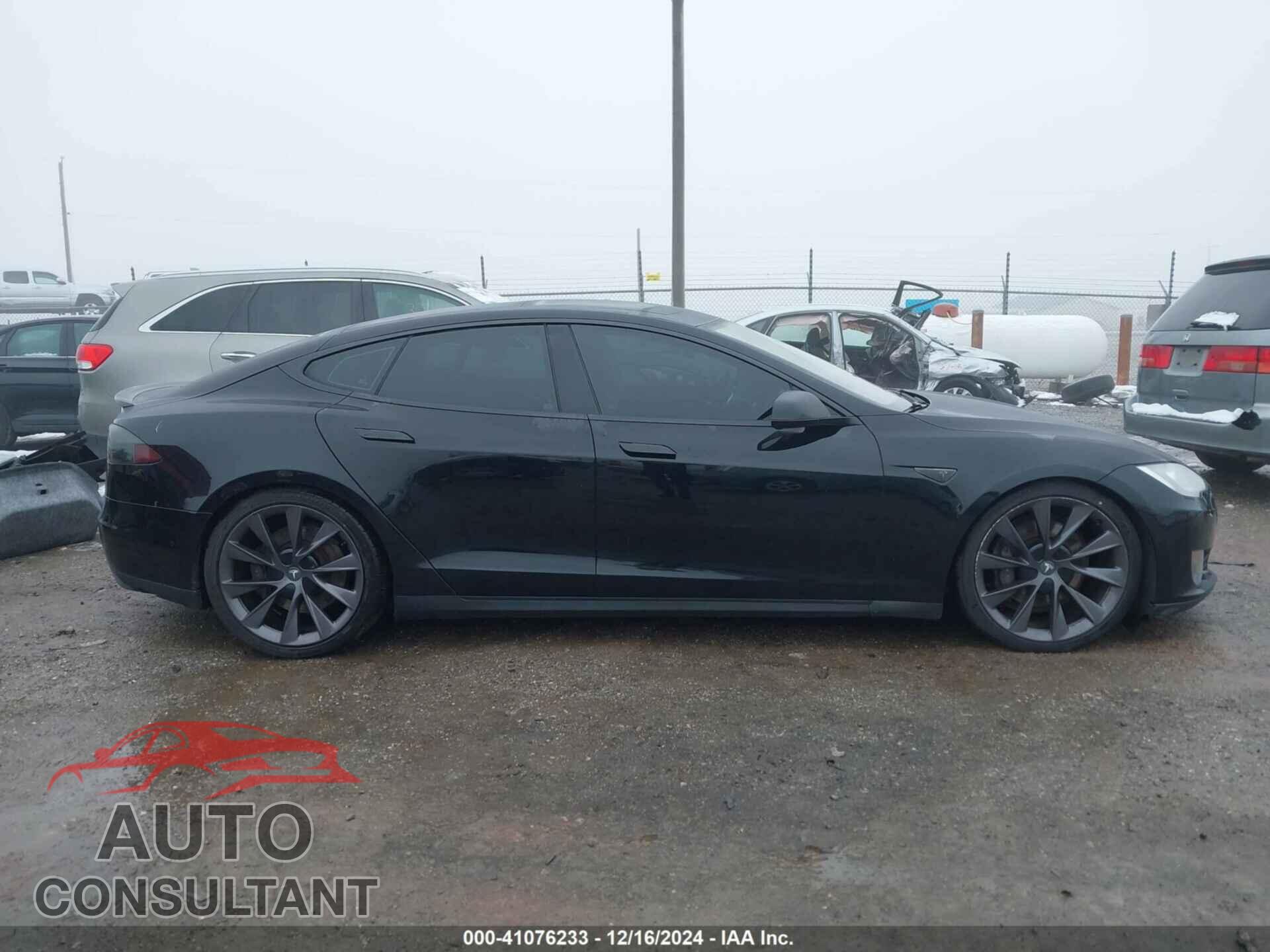 TESLA MODEL S 2015 - 5YJSA1S2XFF097440