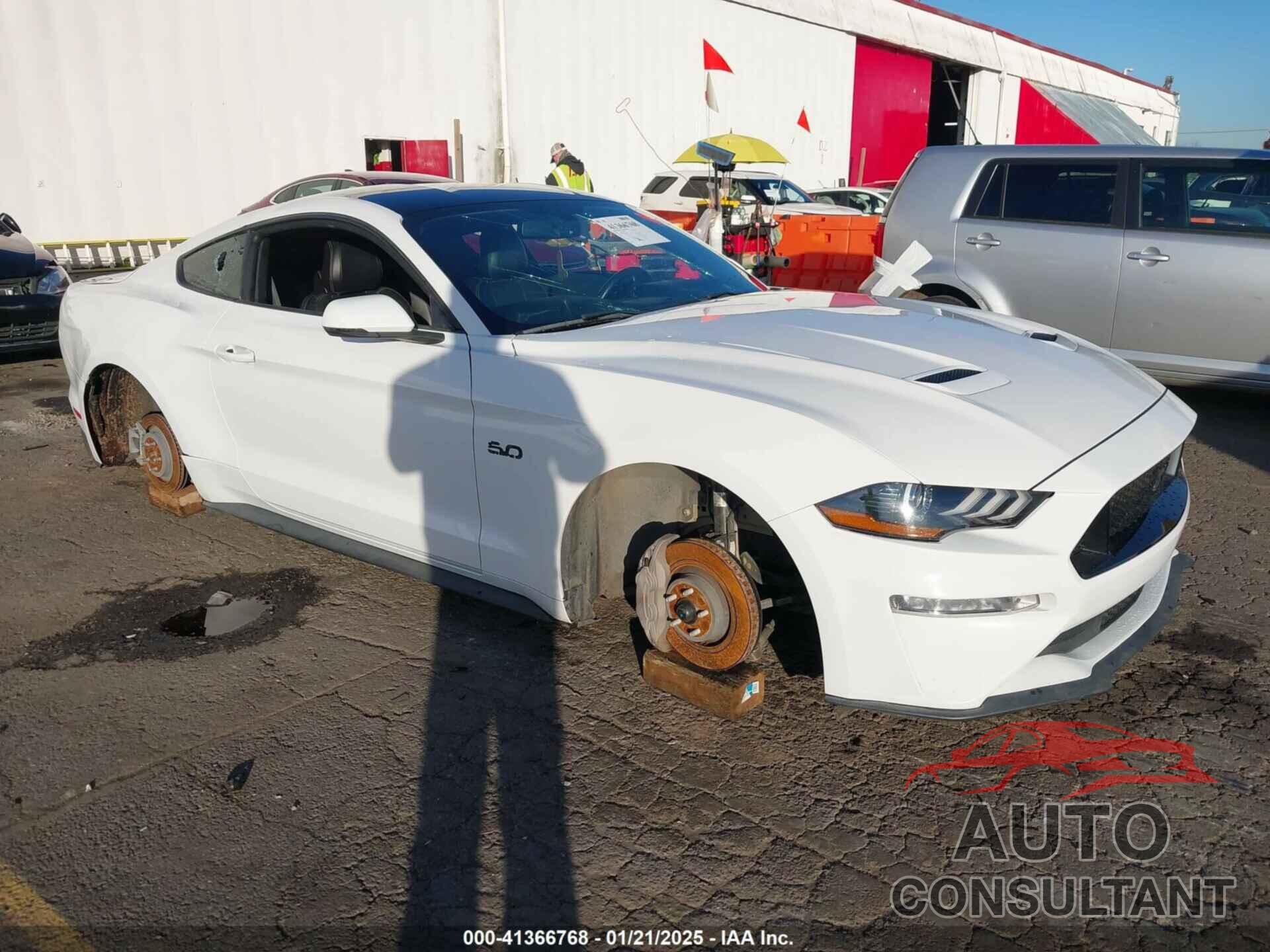 FORD MUSTANG 2020 - 1FA6P8CF1L5187928