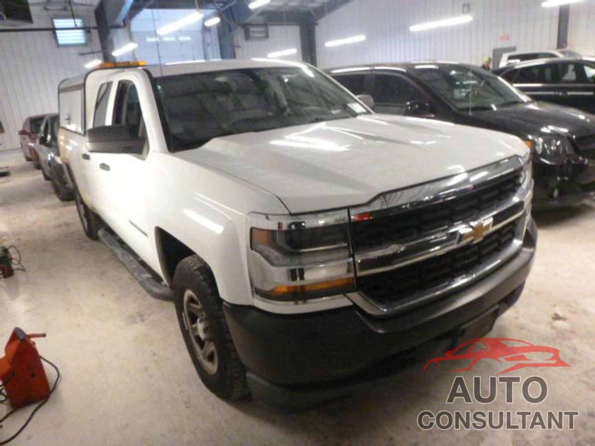 CHEVROLET SILVERADO 2017 - 1GCVKNEC0HZ241581