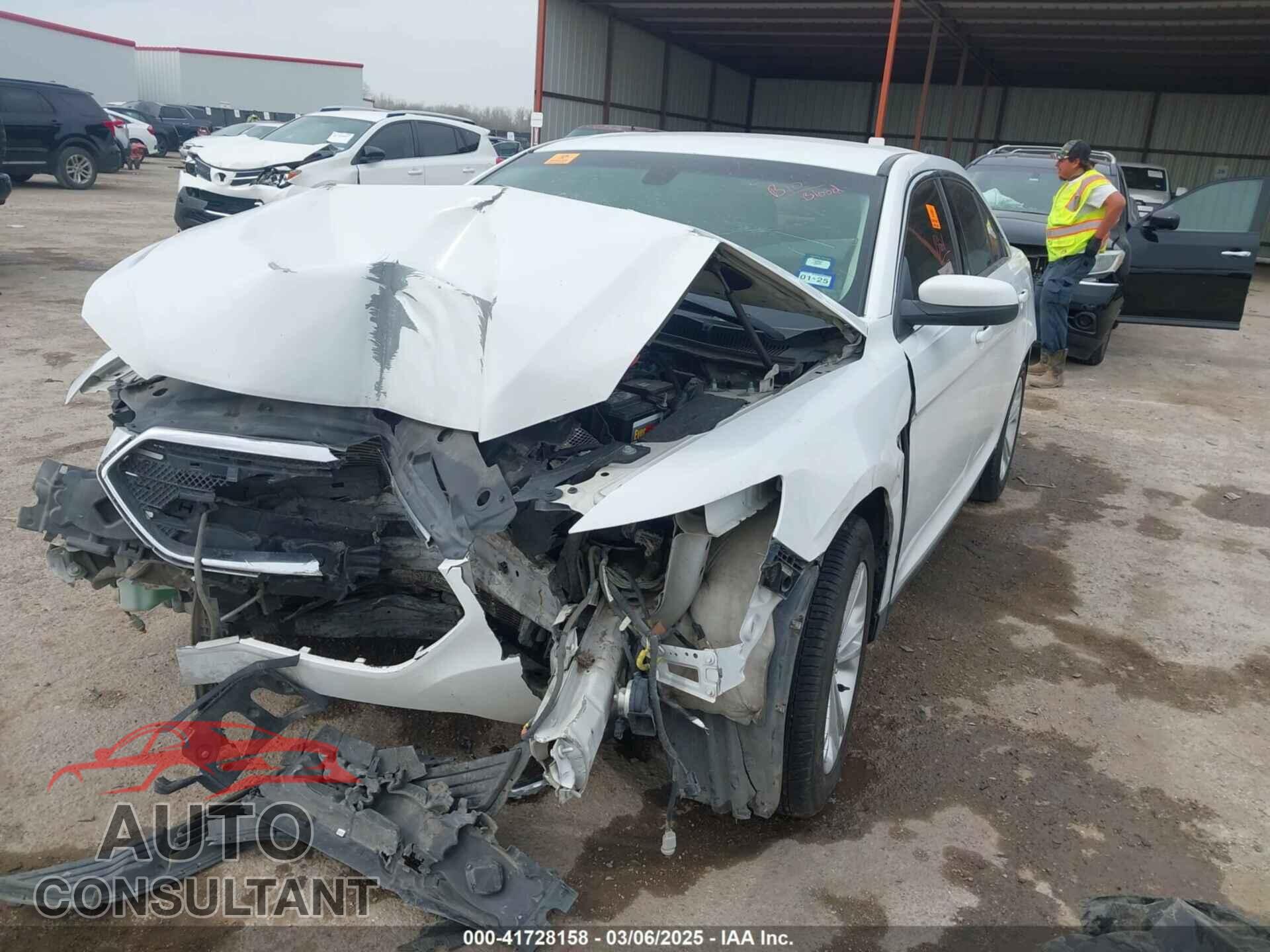 FORD TAURUS 2015 - 1FAHP2E88FG207444