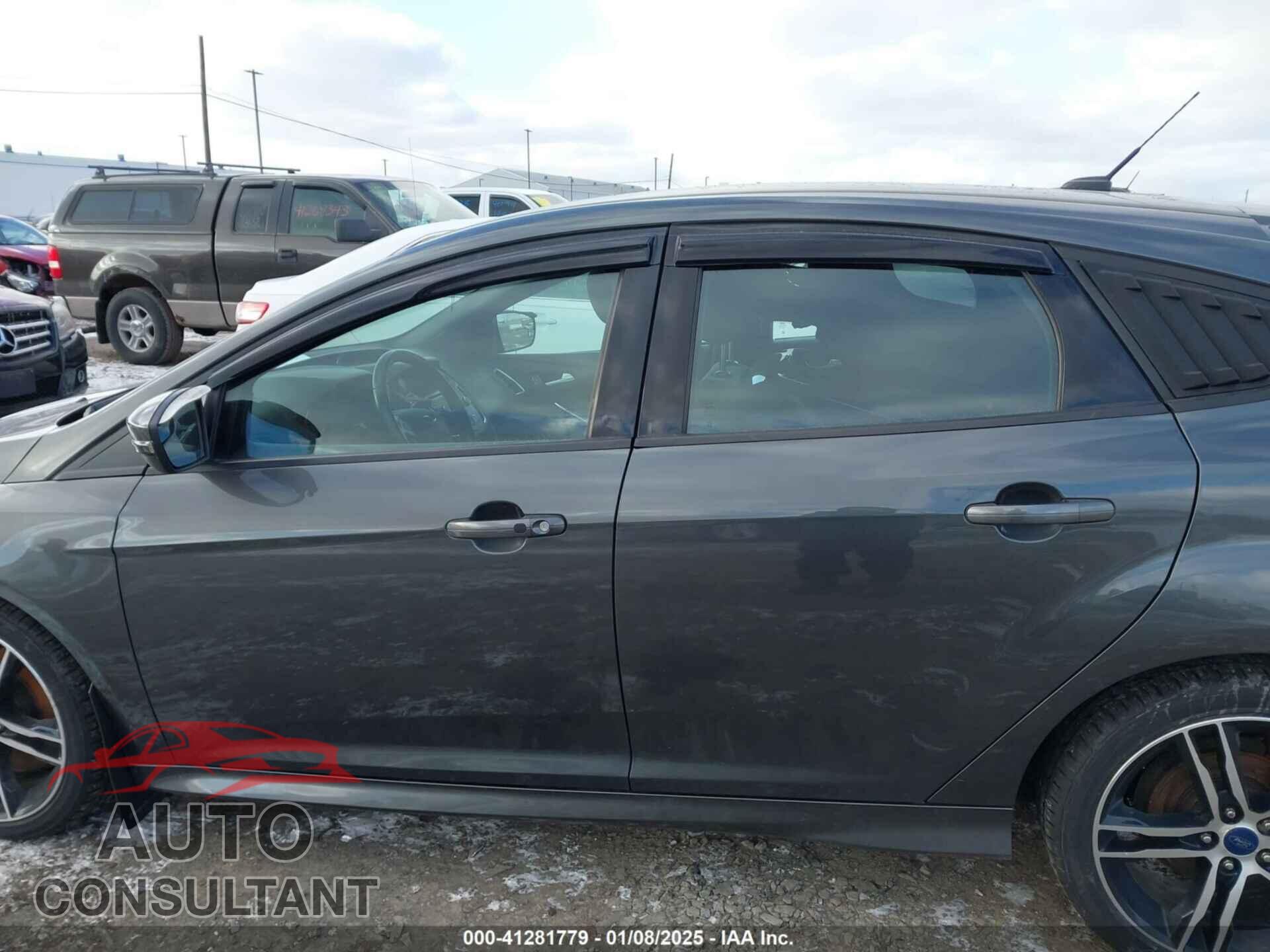 FORD FOCUS ST 2017 - 1FADP3L98HL269632