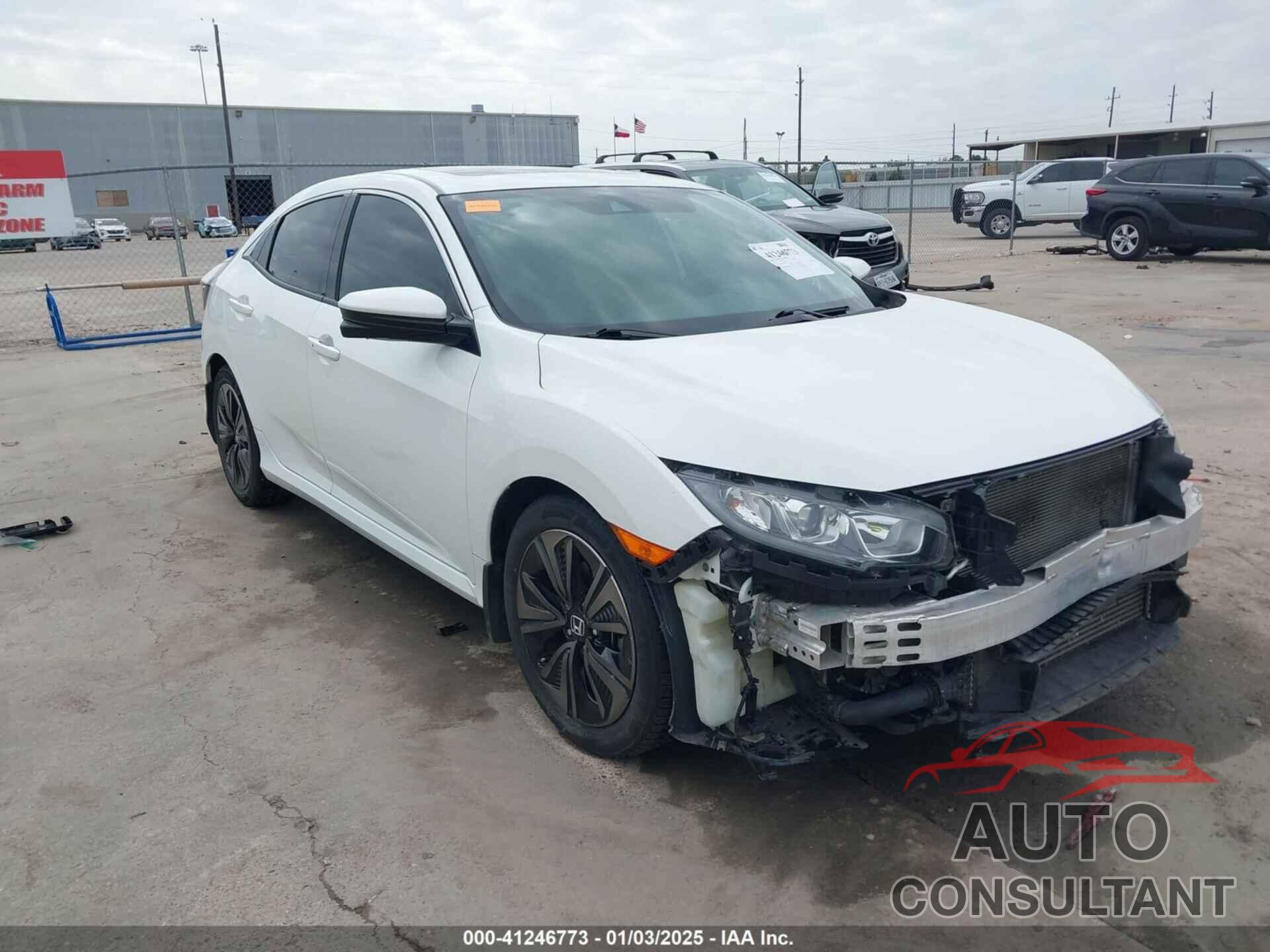 HONDA CIVIC 2018 - SHHFK7H60JU210492