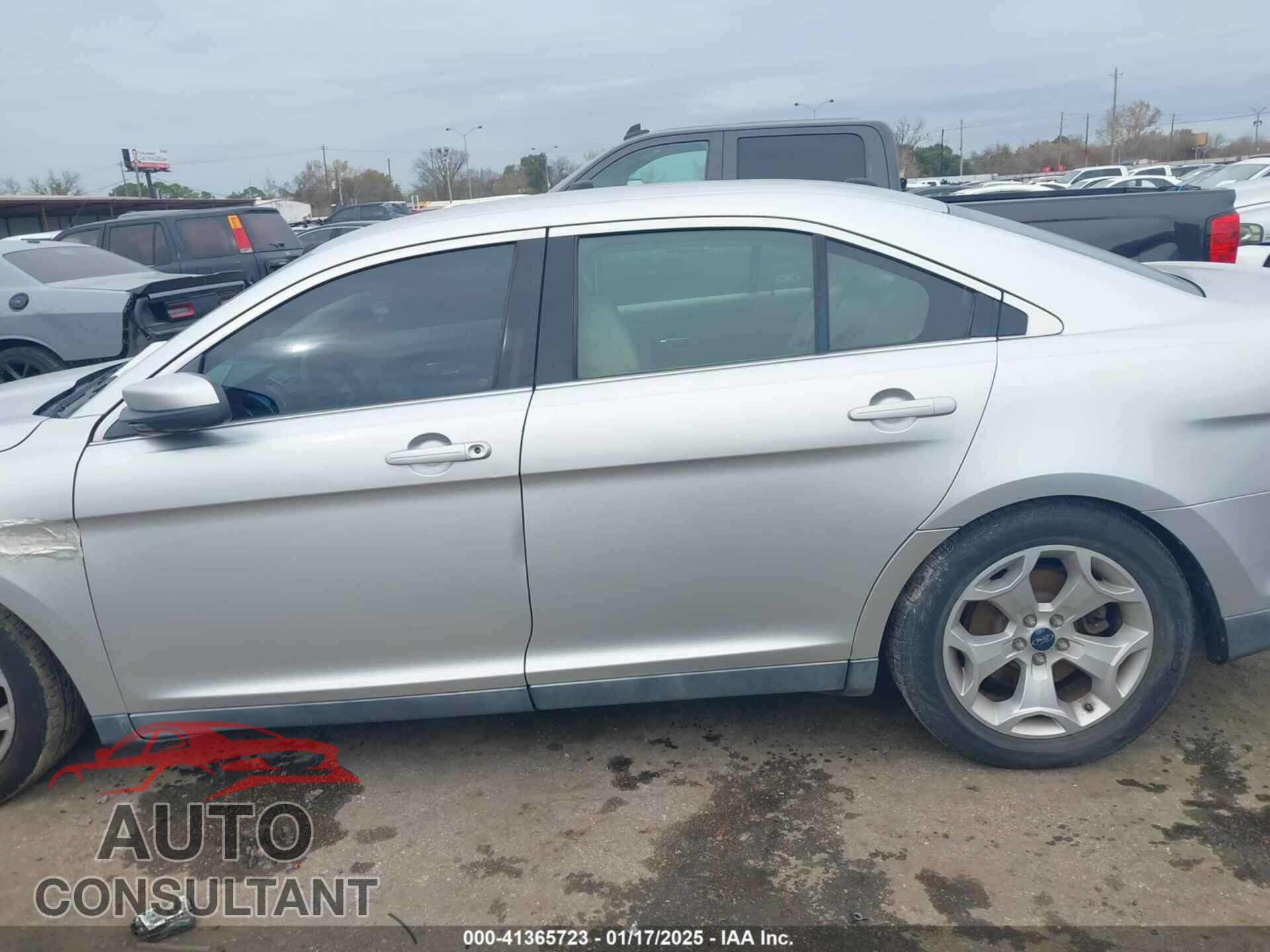 FORD TAURUS 2011 - 1FAHP2EW5BG169485