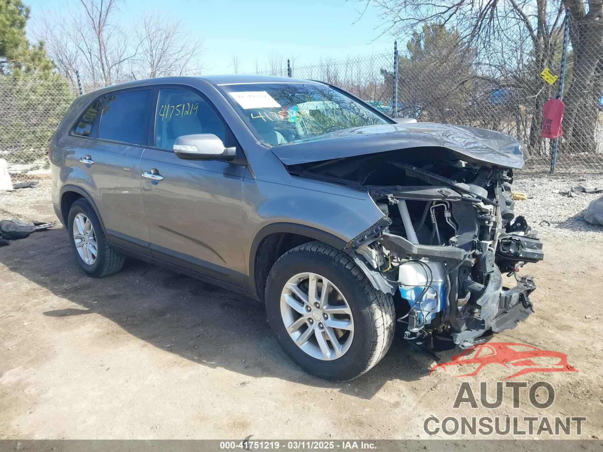 KIA SORENTO 2015 - 5XYKT3A66FG618625