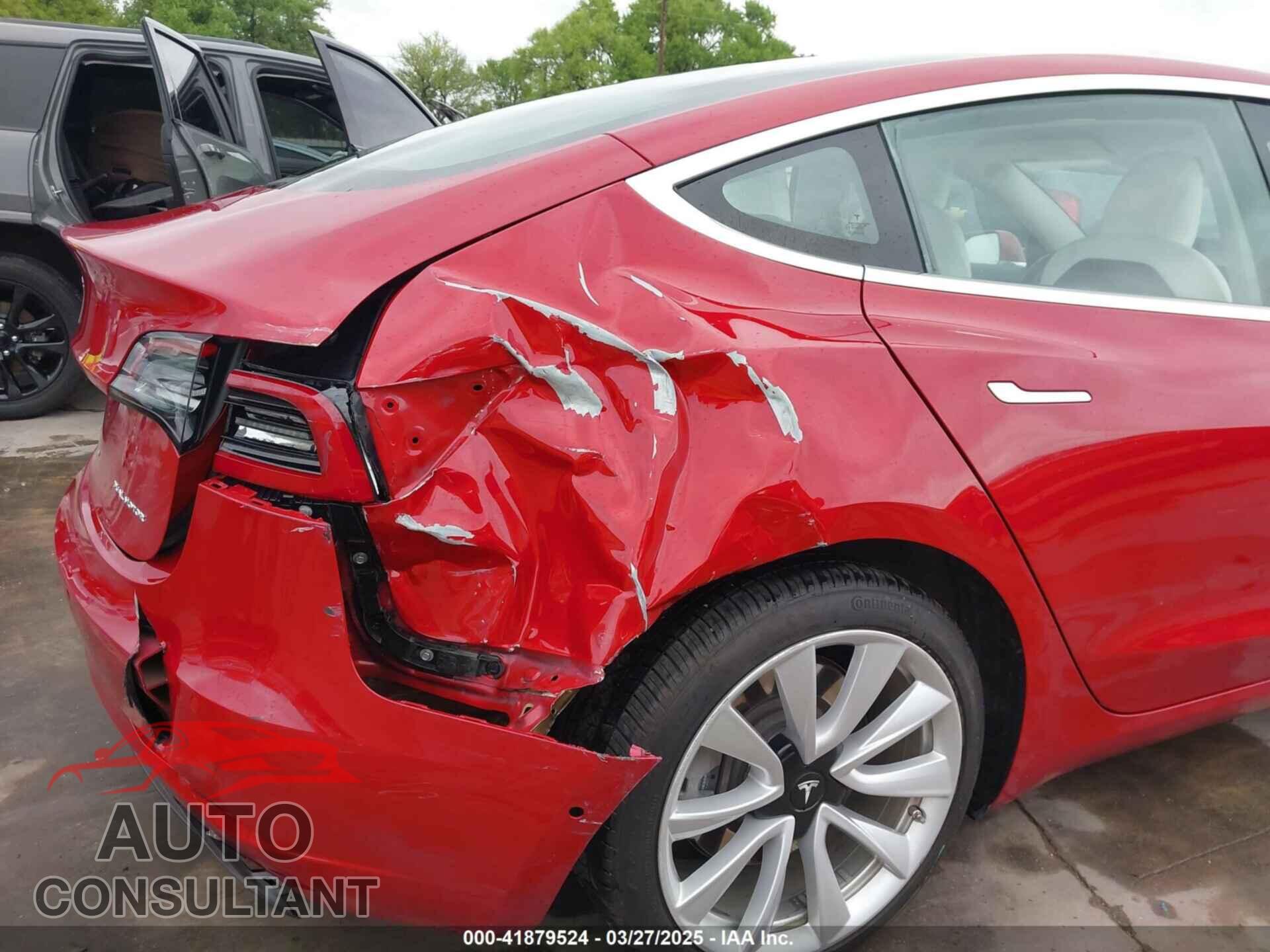 TESLA MODEL 3 2018 - 5YJ3E1EB7JF100761
