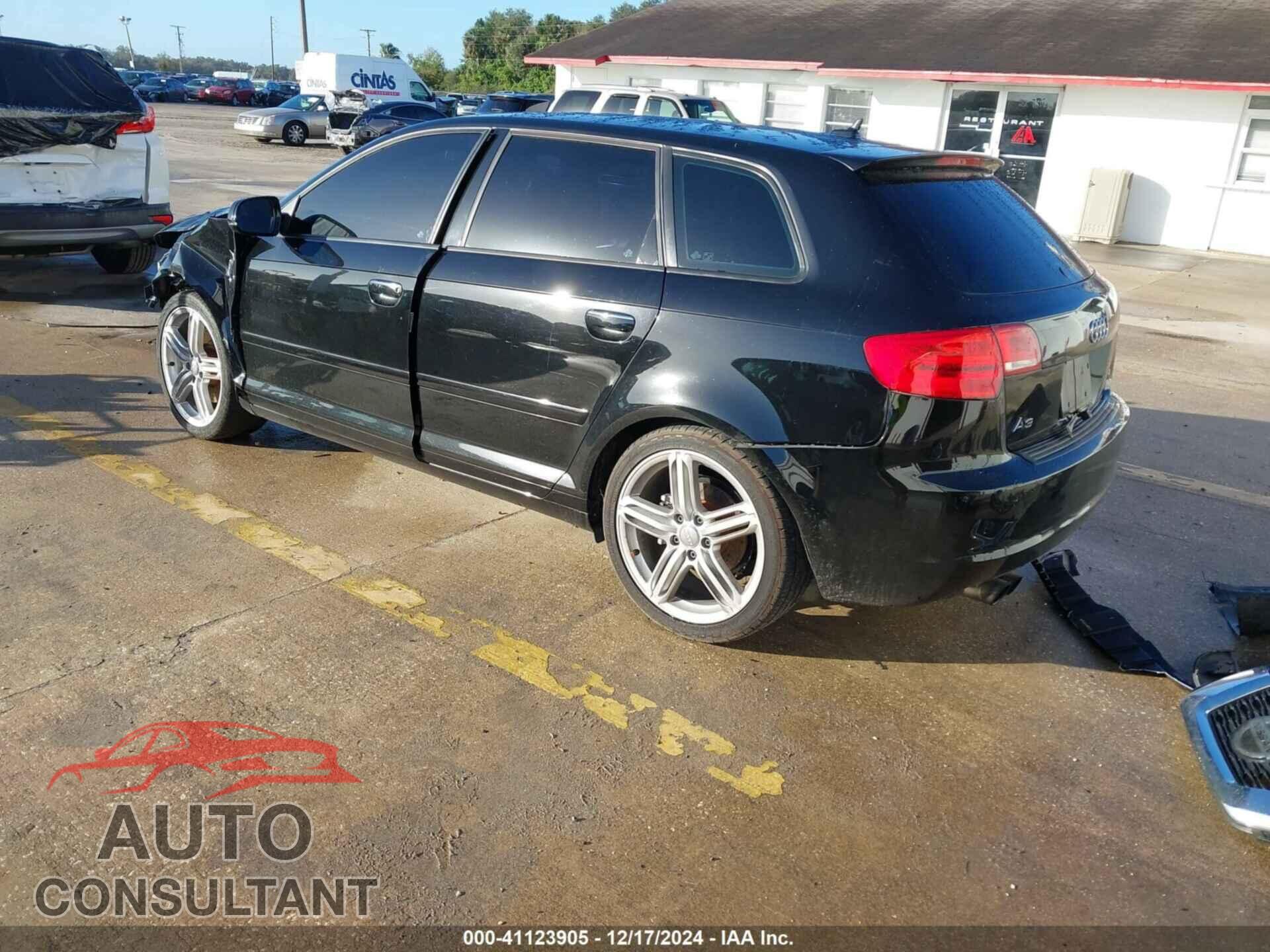 AUDI A3 2011 - WAUBFAFM9BA011242