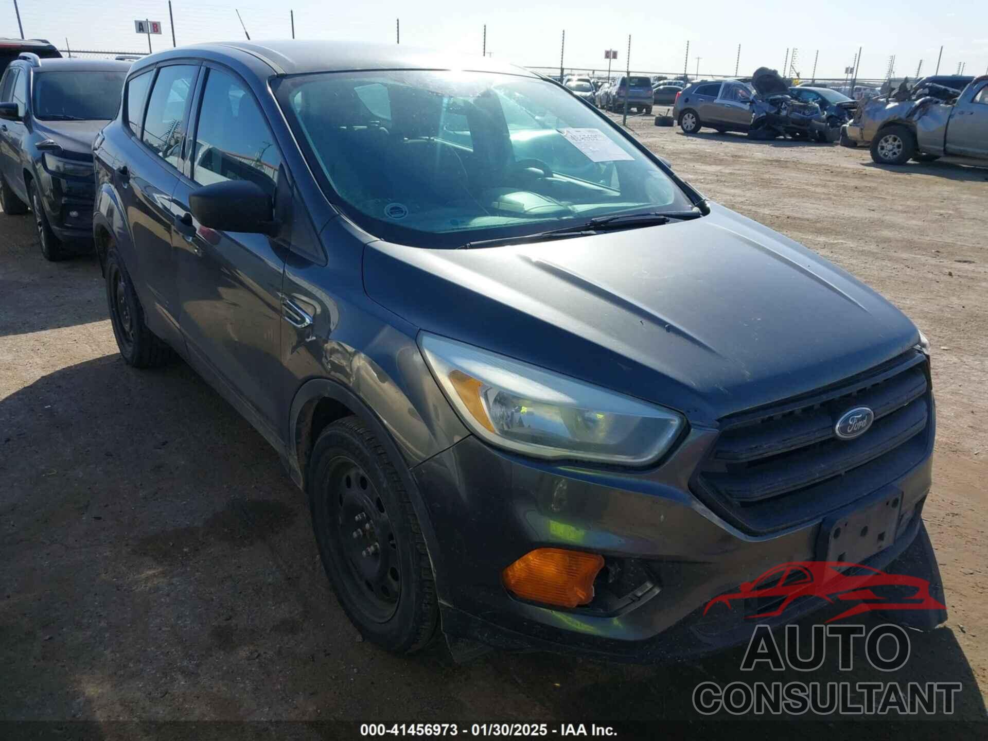 FORD ESCAPE 2017 - 1FMCU0F7XHUA93552
