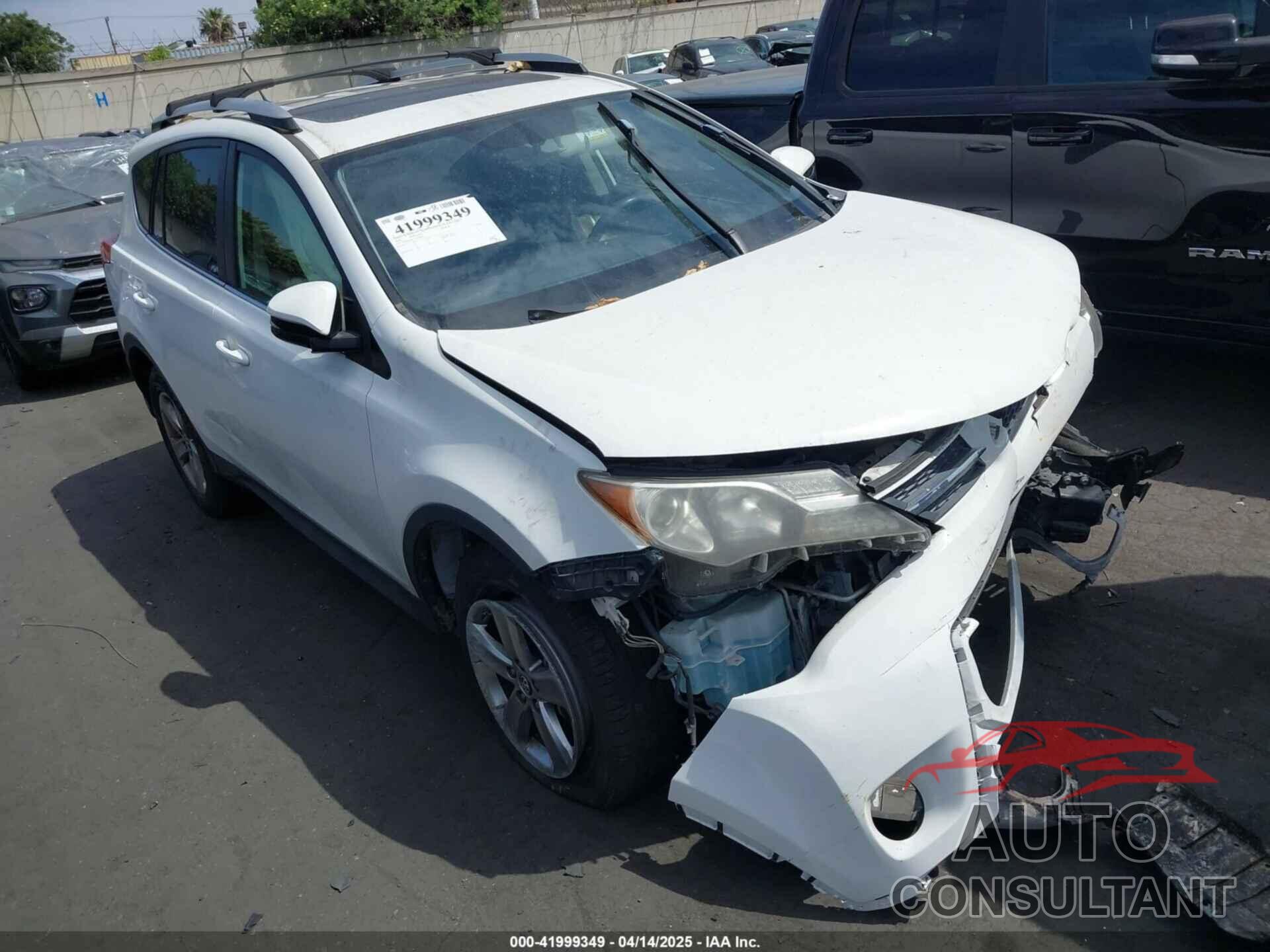 TOYOTA RAV4 2015 - JTMWFREV2FJ039077