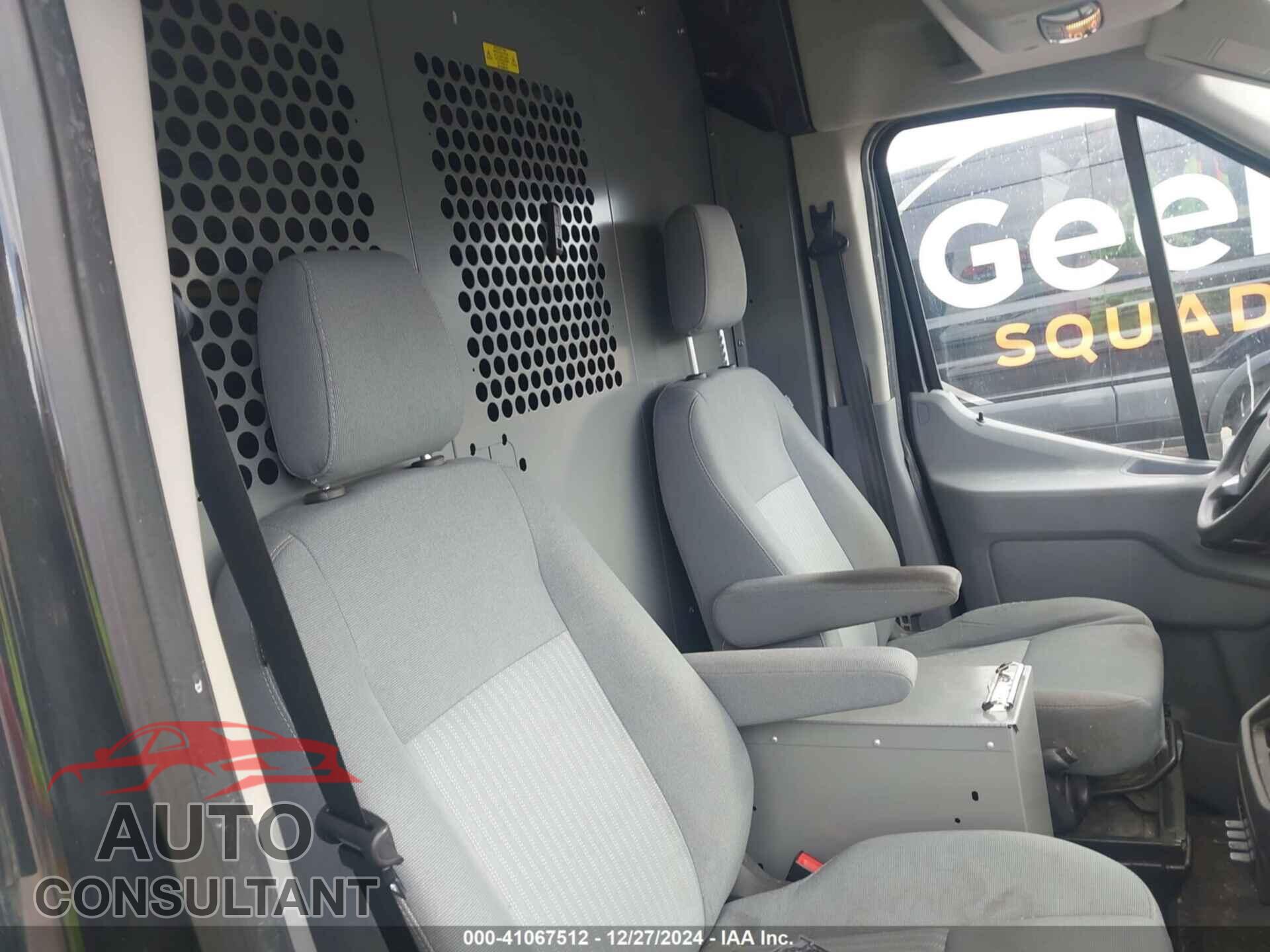 FORD TRANSIT-250 2015 - 1FTYR2CM3FKA84430