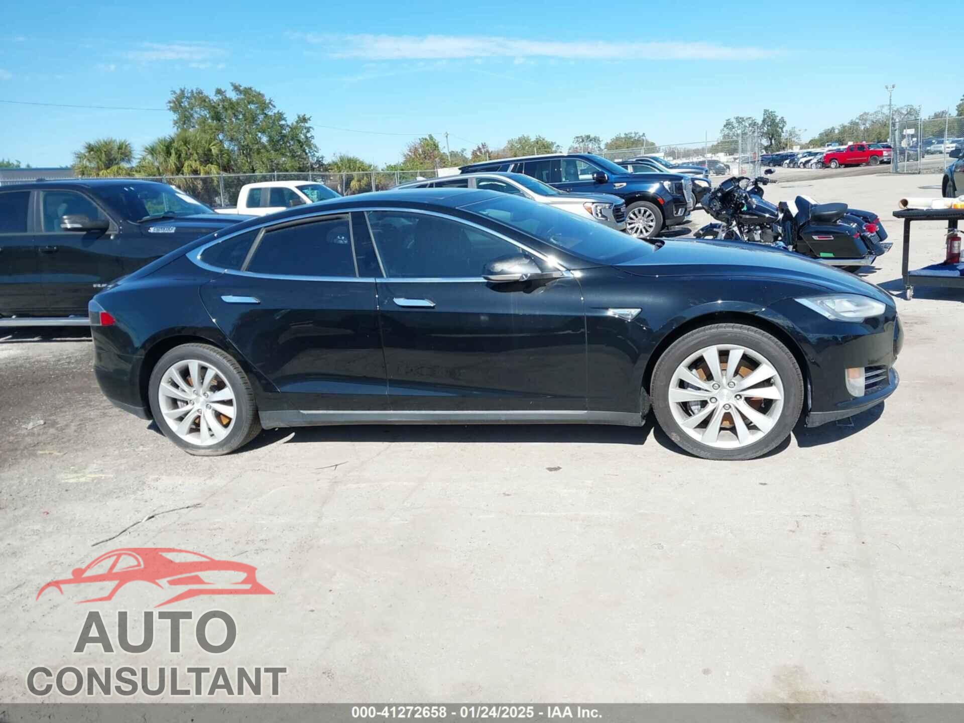 TESLA MODEL S 2016 - 5YJSA1E18GF124168