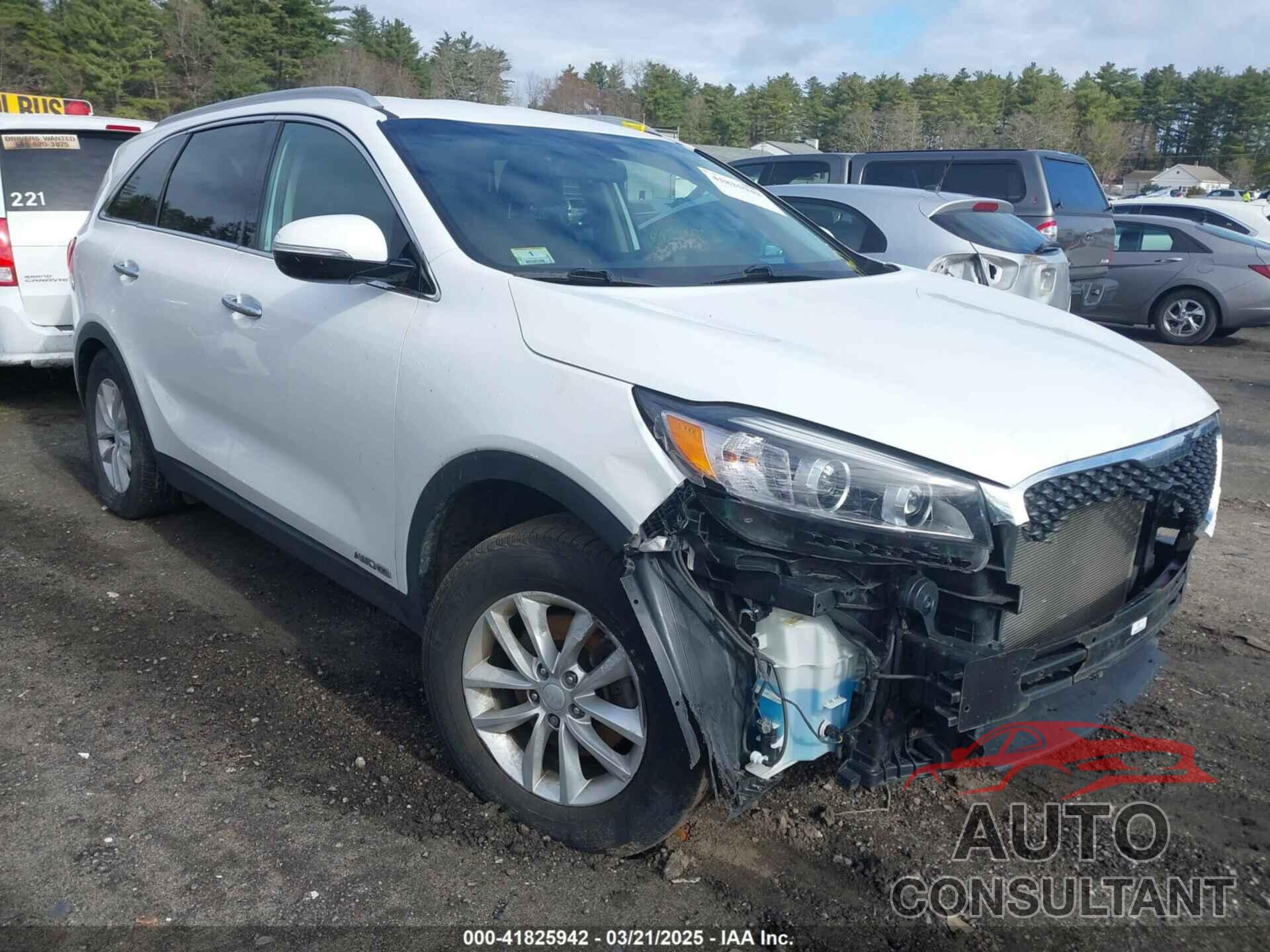 KIA SORENTO 2018 - 5XYPGDA52JG374276
