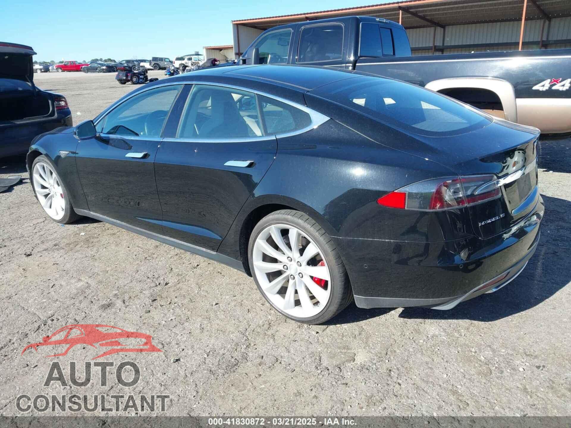 TESLA MODEL S 2015 - 5YJSA4H43FF083602